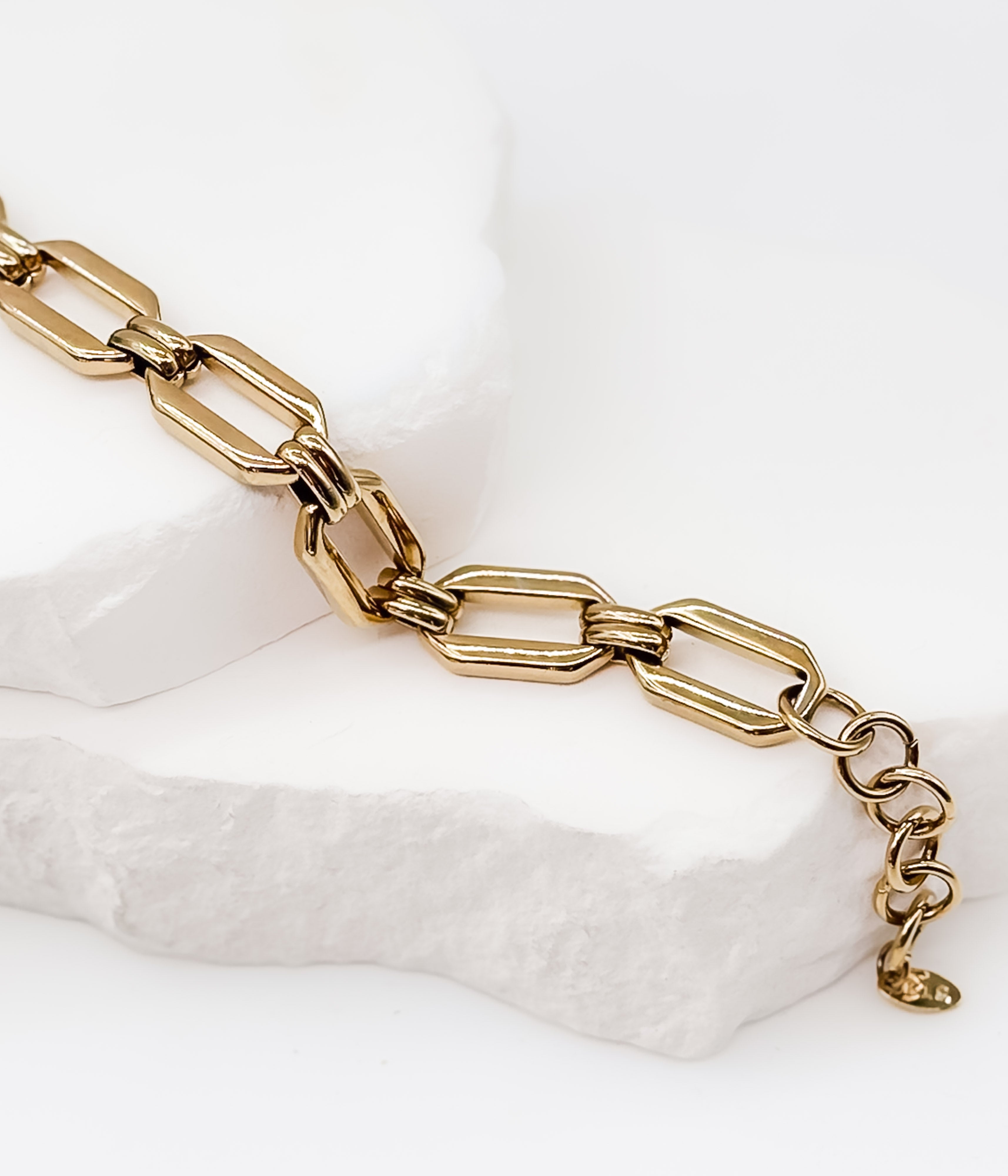 Geometric Link Bracelet in Gold - Rural Haze