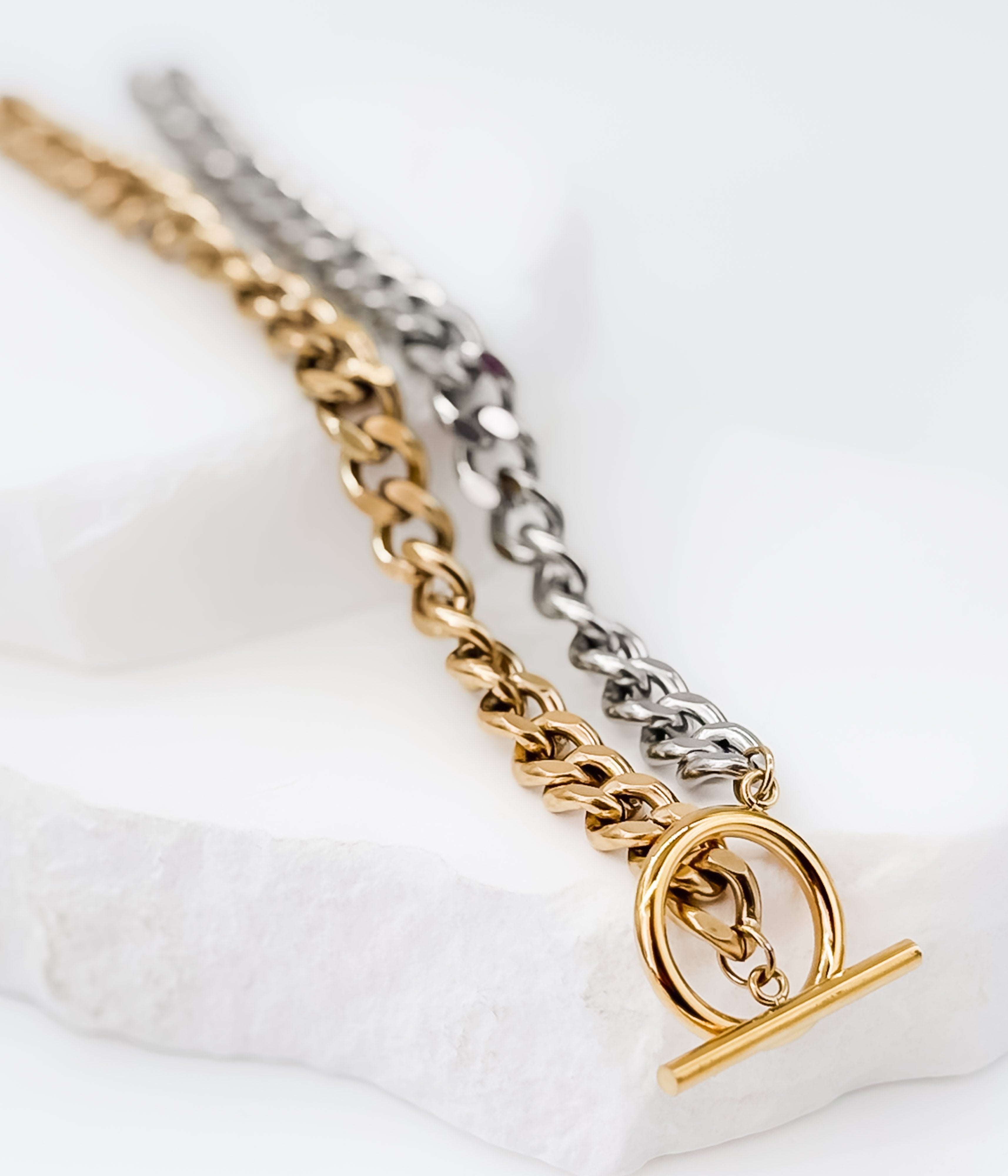 Two-Tone Toggle Chain Necklace - Rural Haze