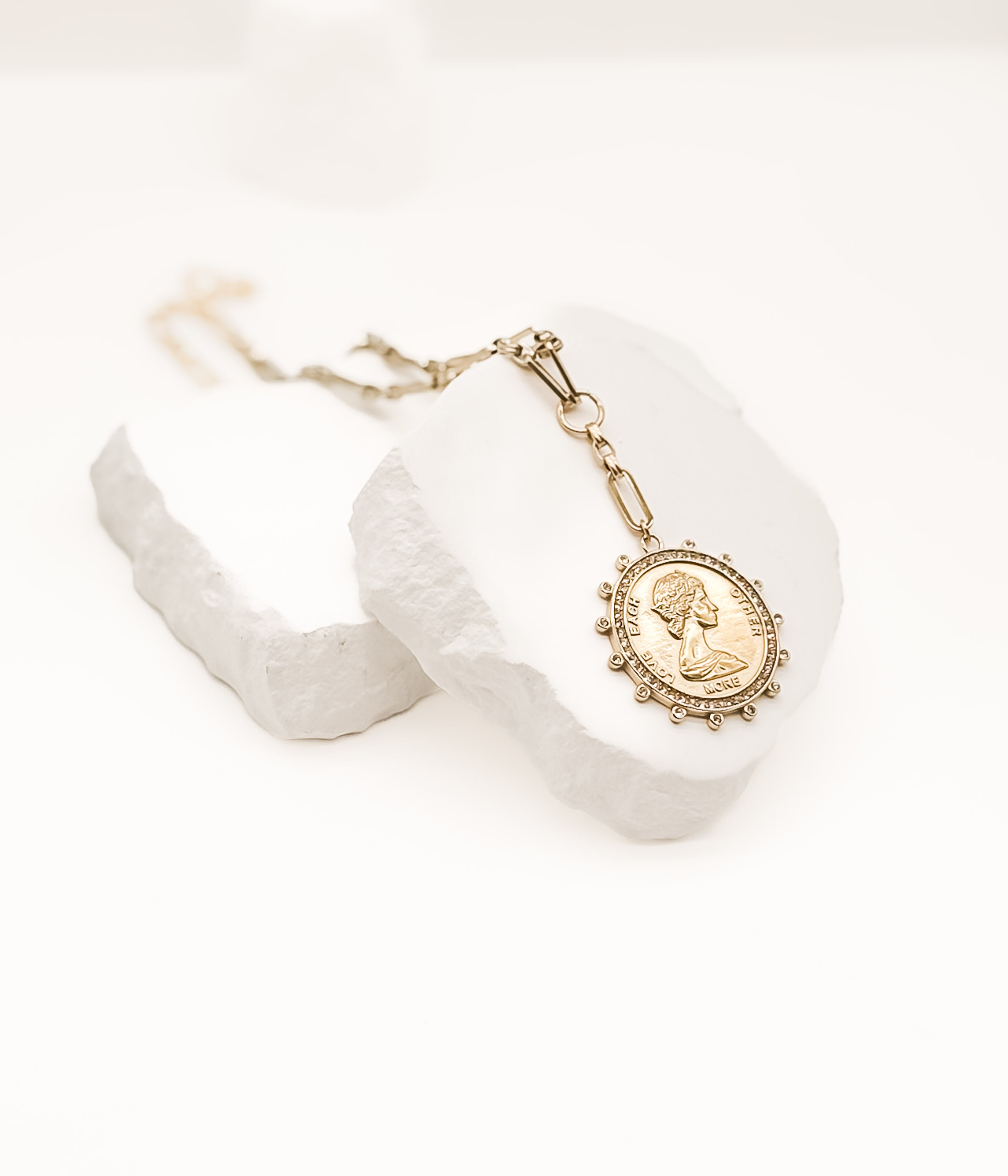 Gold Coin Link Necklace - Rural Haze
