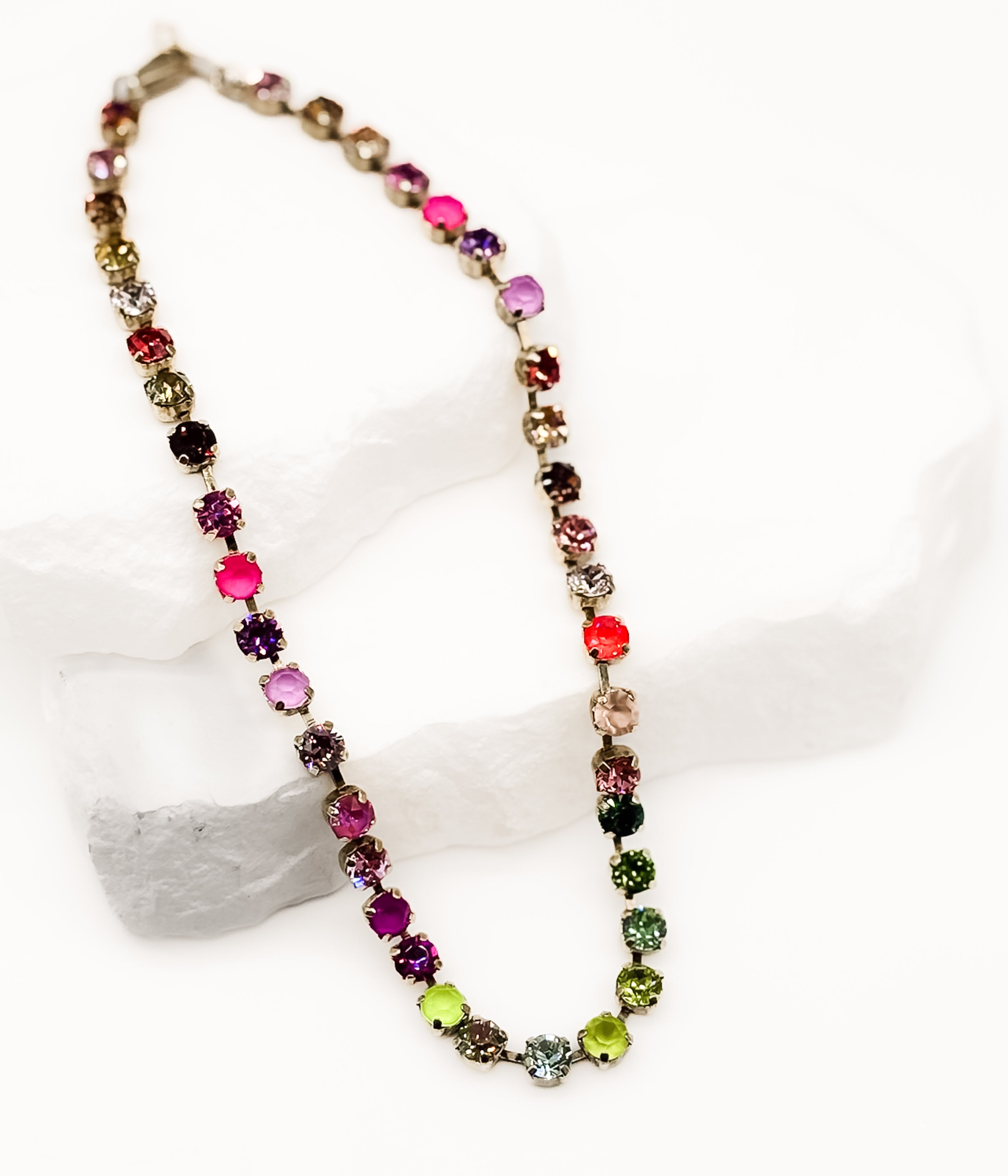 Sarina Necklace in Pink