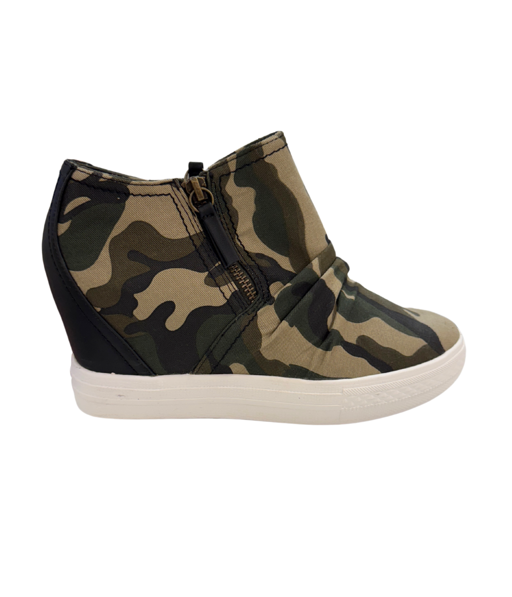 Ari Sneaker Wedge in Camo - Rural Haze