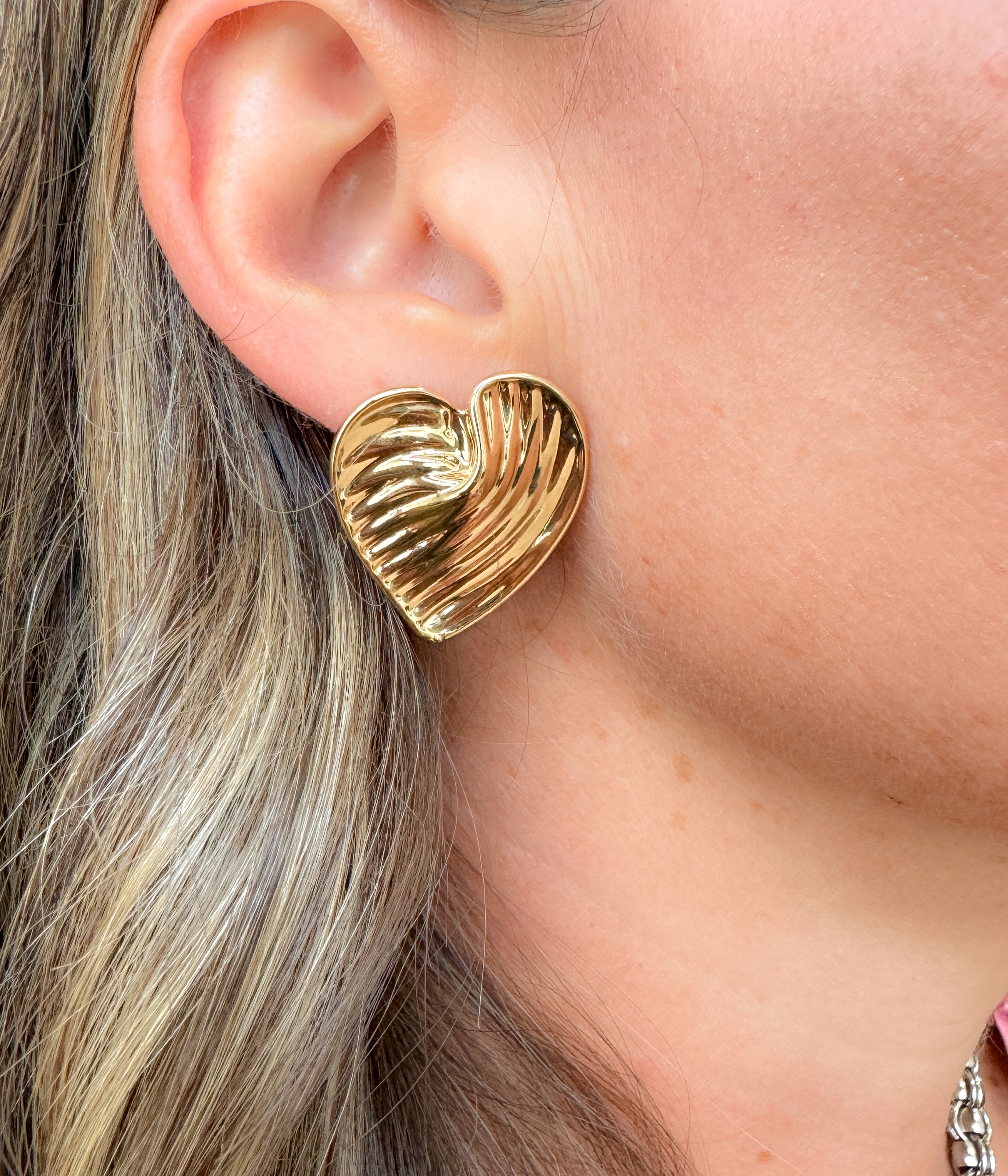Gold Wave Heart Earrings