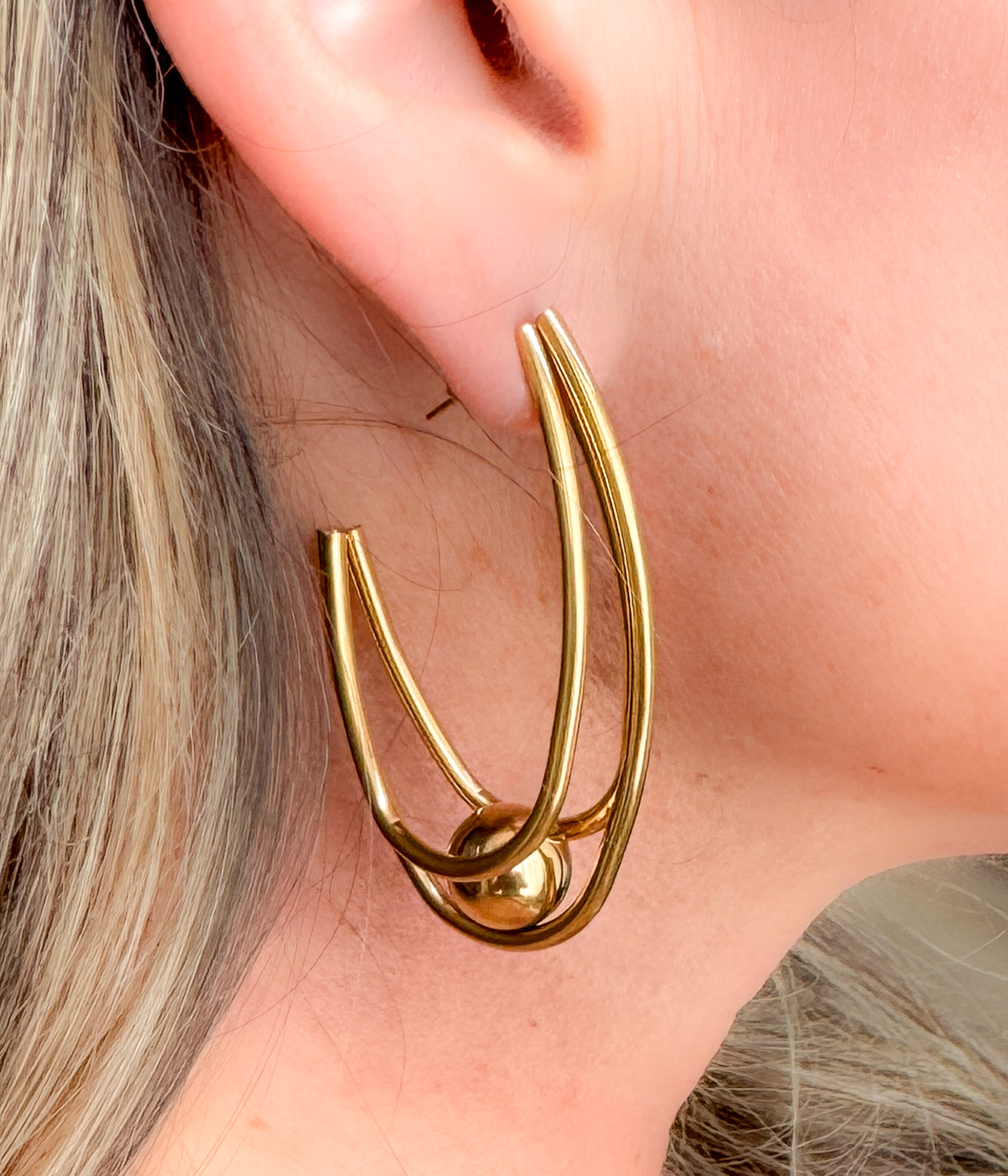 Triple Loop Earring in Gold