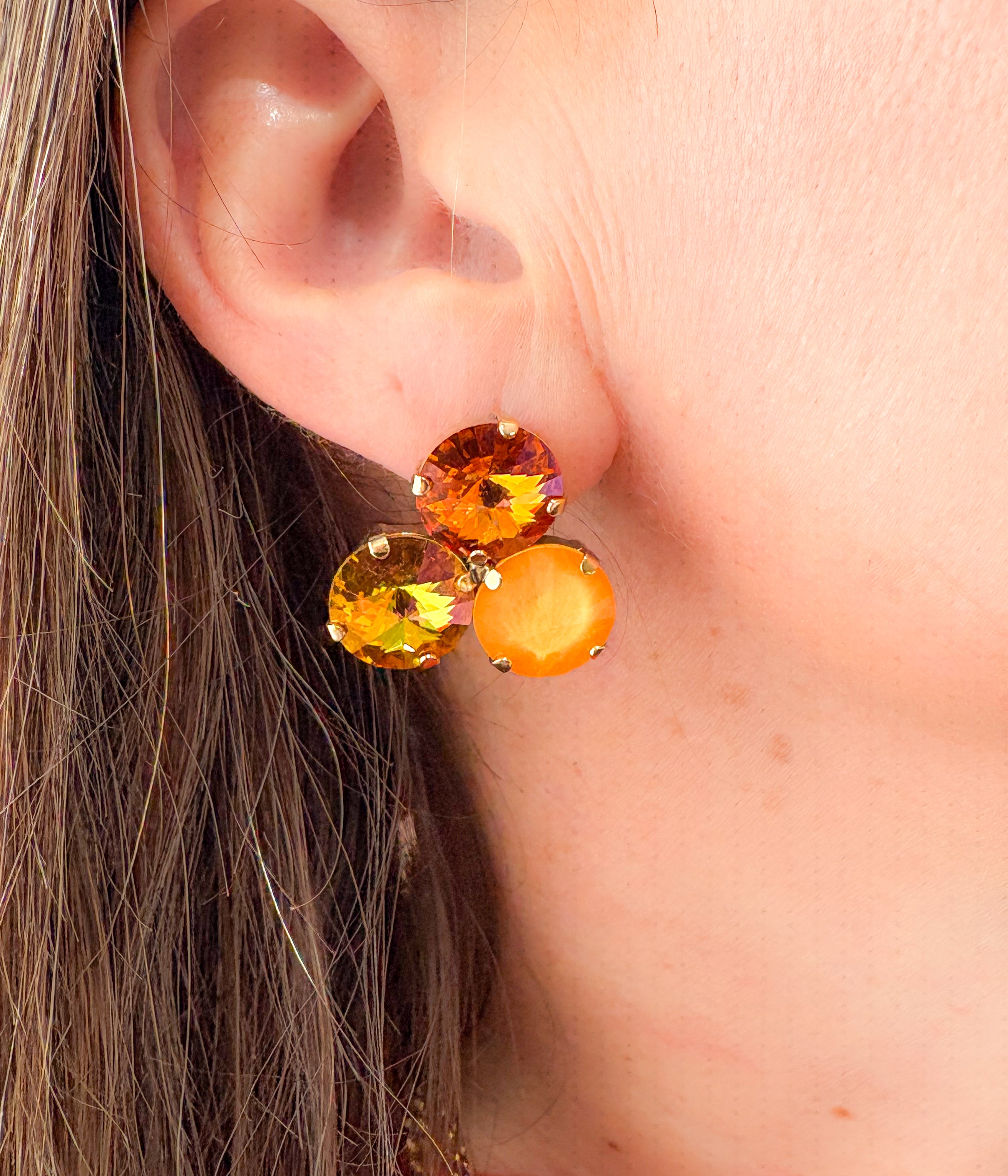 REYA EARRINGS IN MELON OPAL