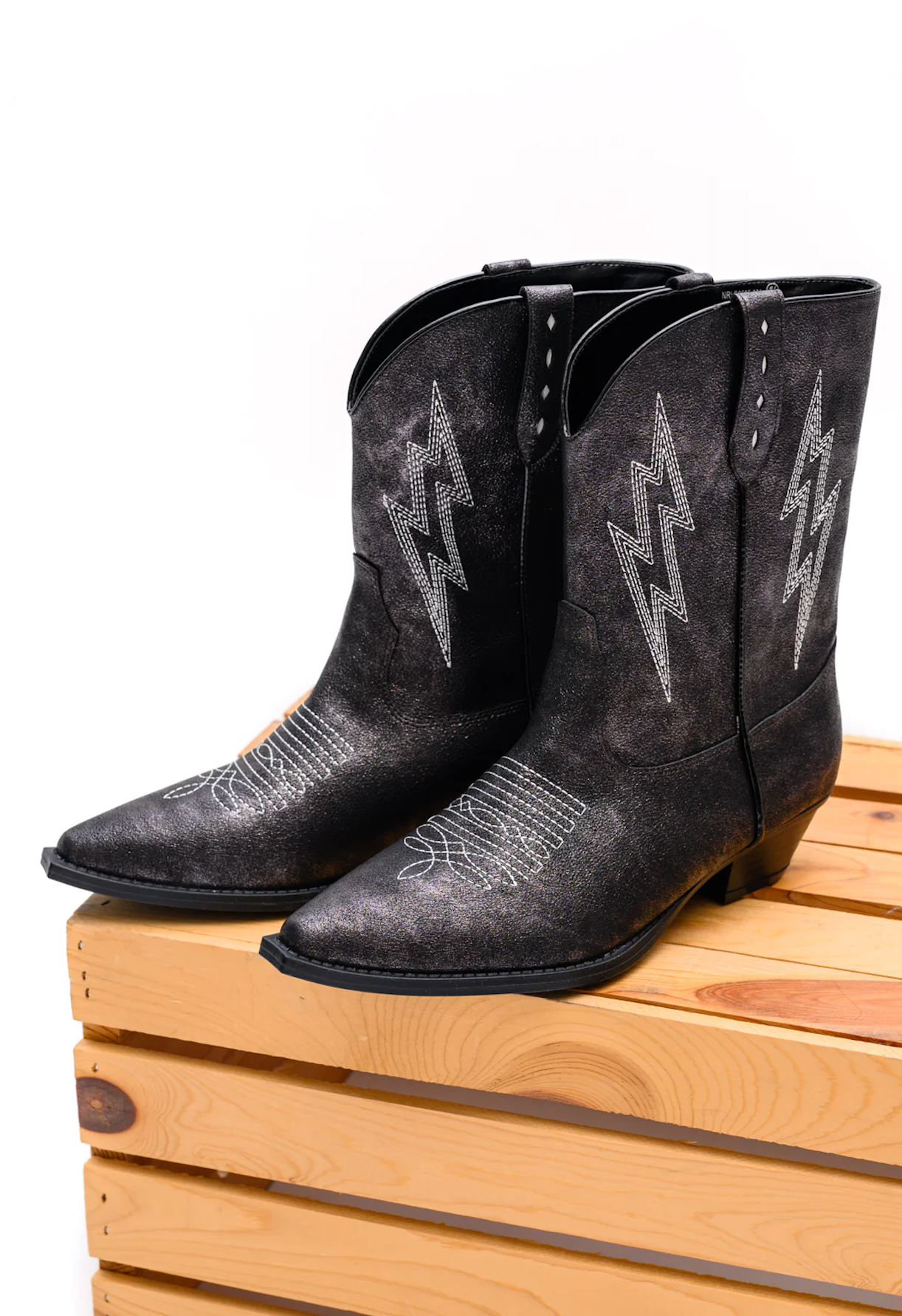 Bowie Metallic Boot in Black - Rural Haze