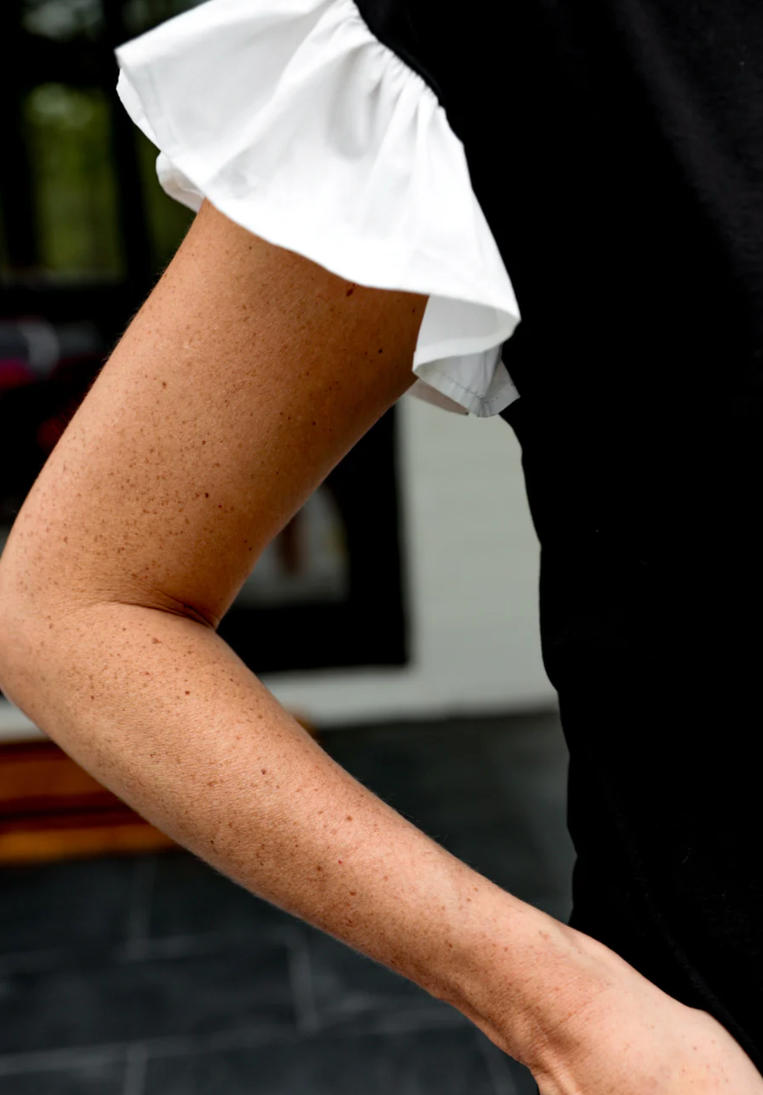 Endless Bow Top in Black - Rural Haze