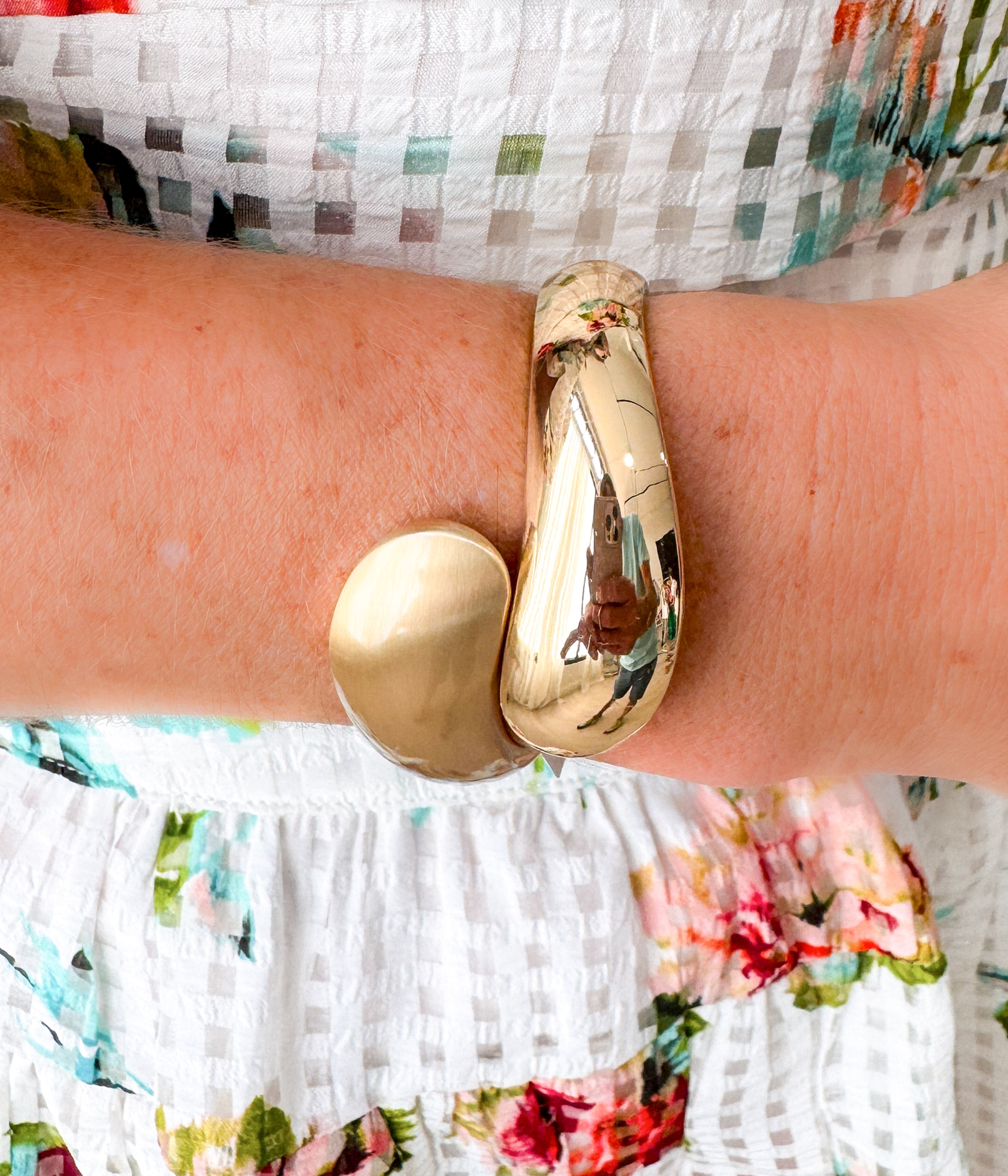 Dual Tone Gold Bangle