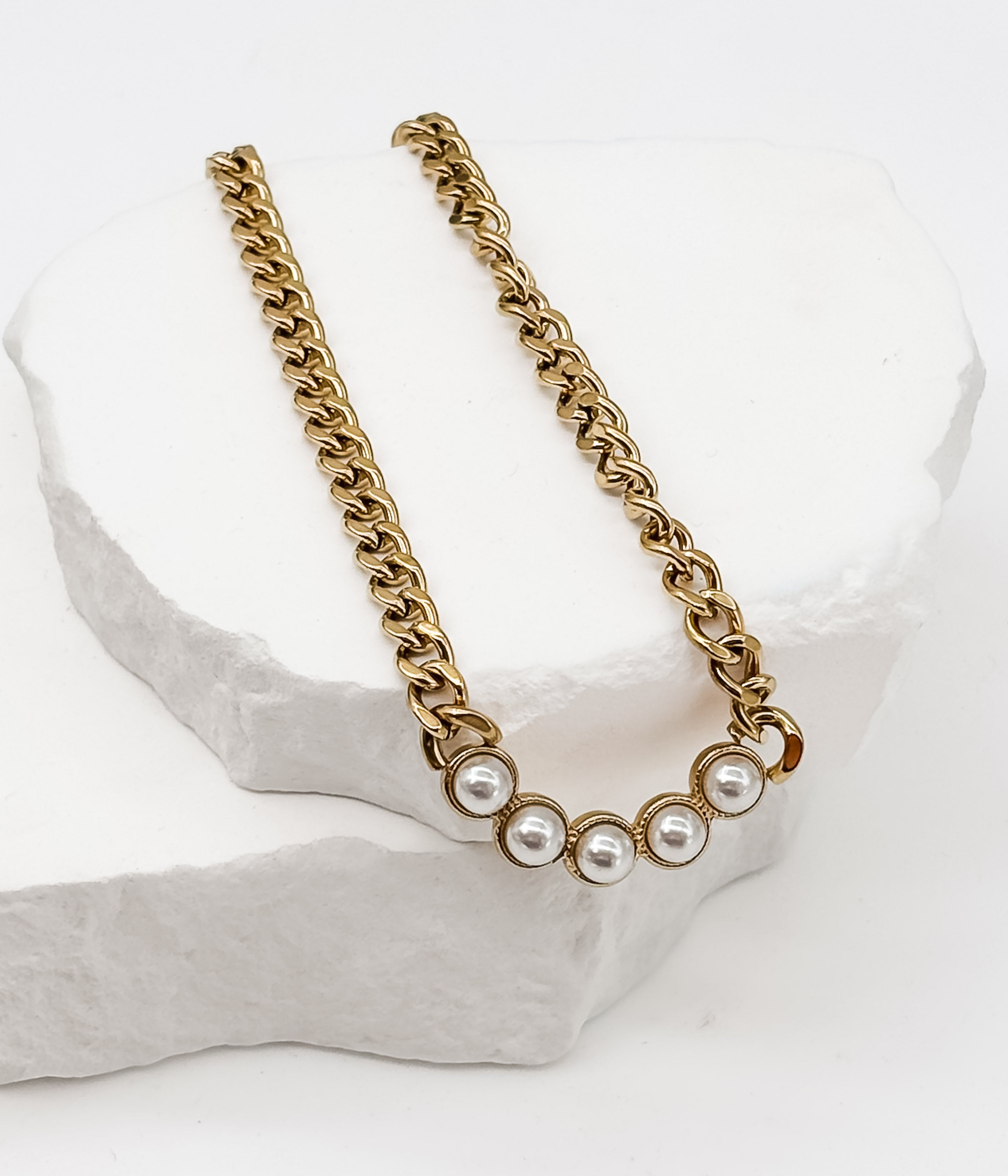 Gold Chain Necklace with Pearl Accents - Rural Haze