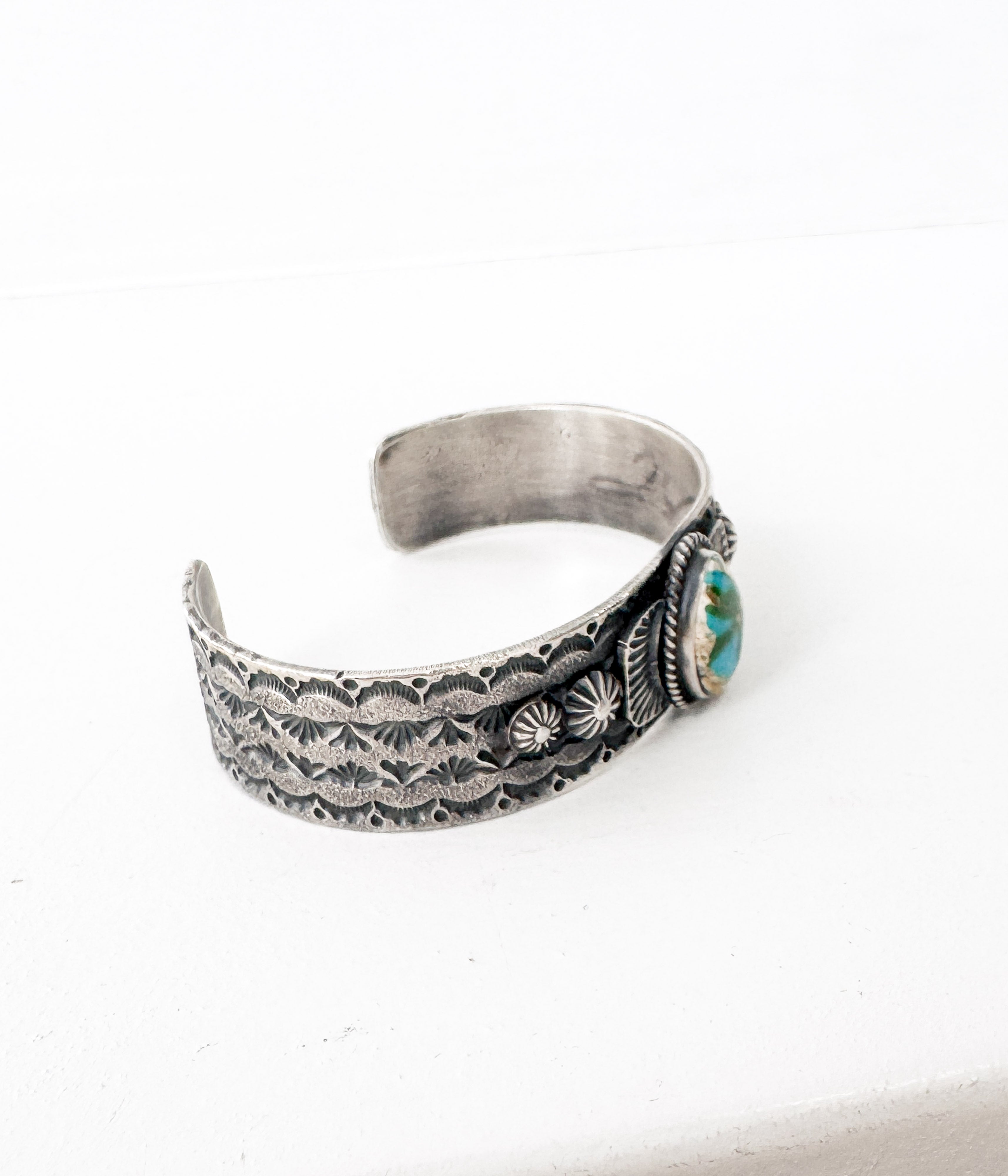 Scalloped Navajo Statement Cuff
