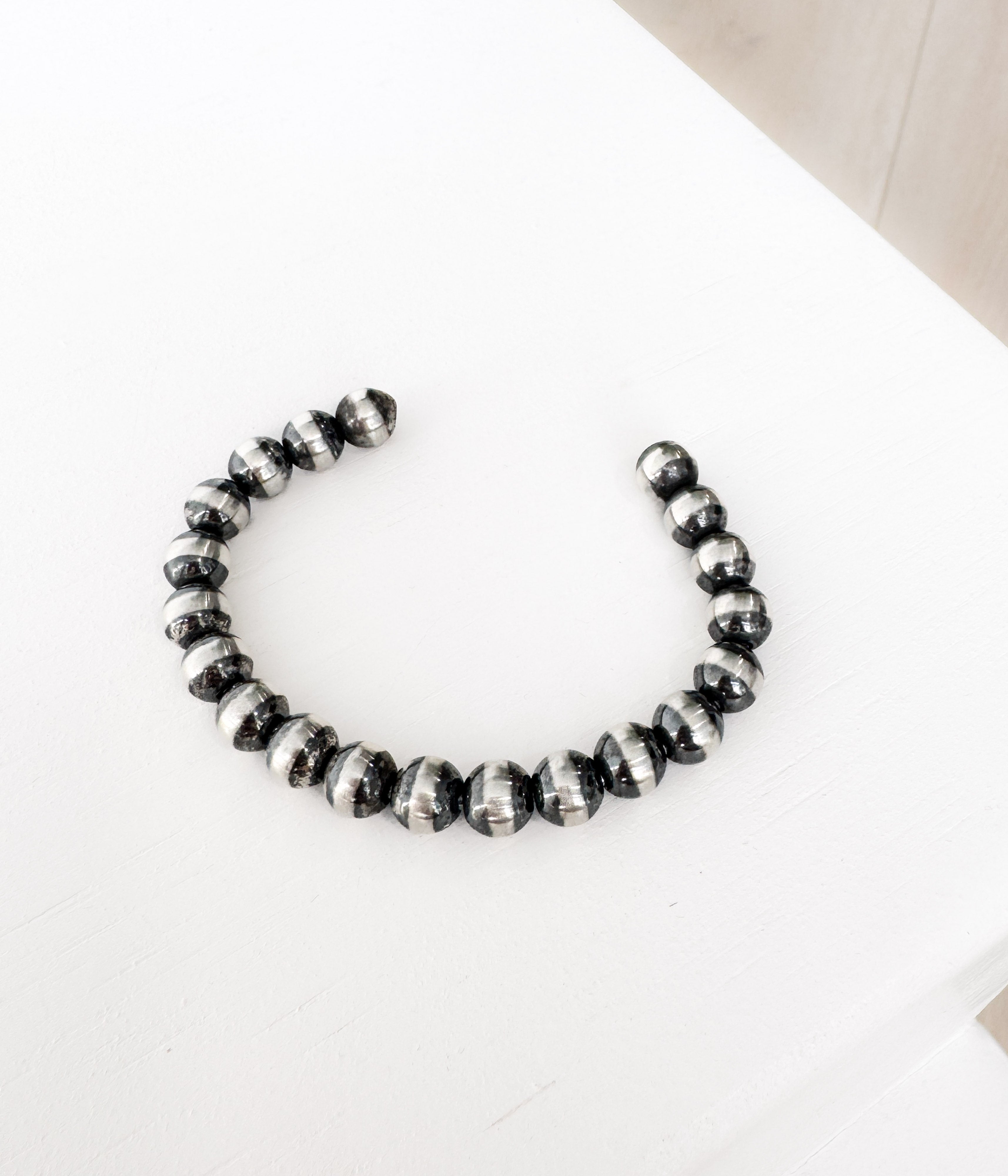 8mm Navajo Pearl Open Cuff