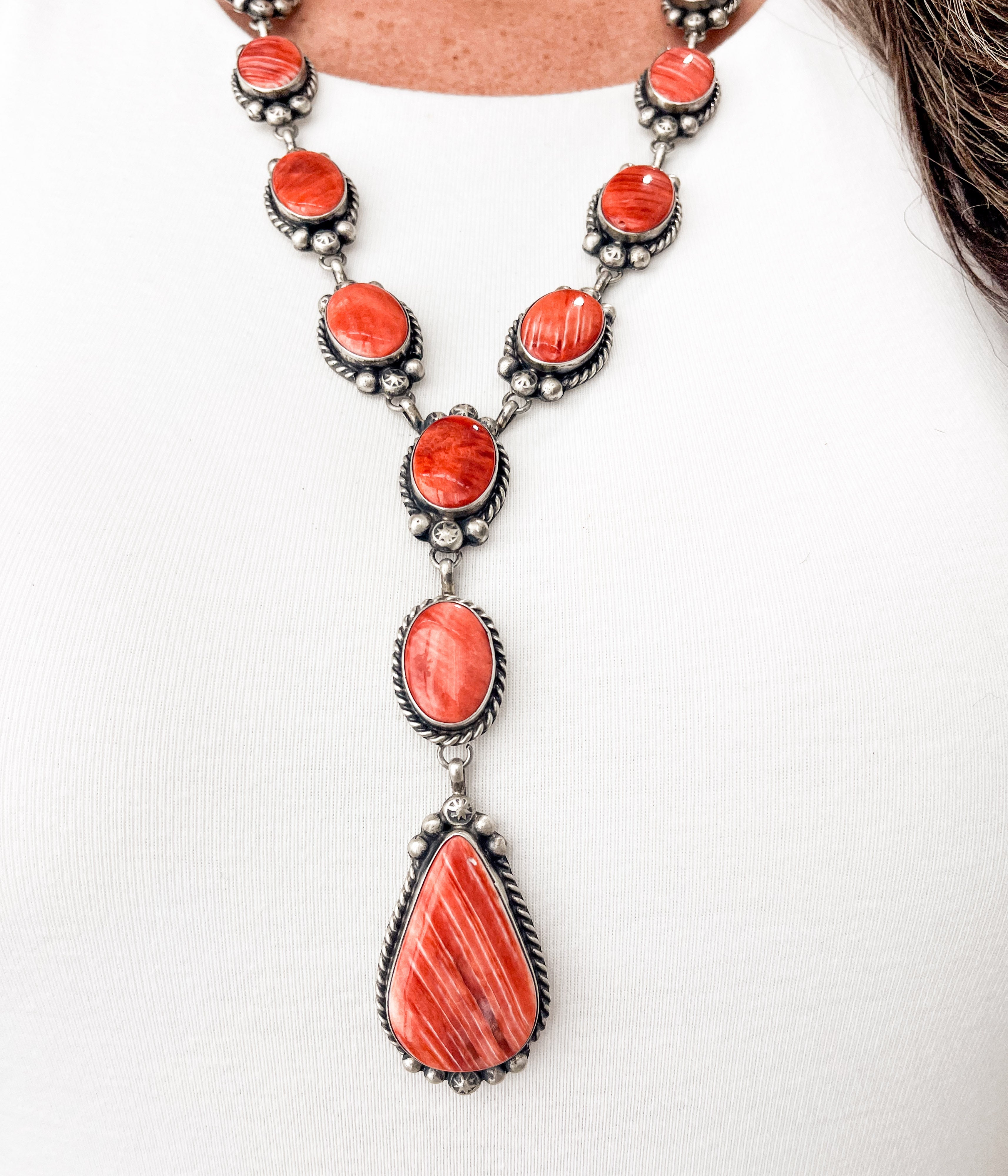 Augustine Largo Spiny Oyster Lariat Necklace - Rural Haze