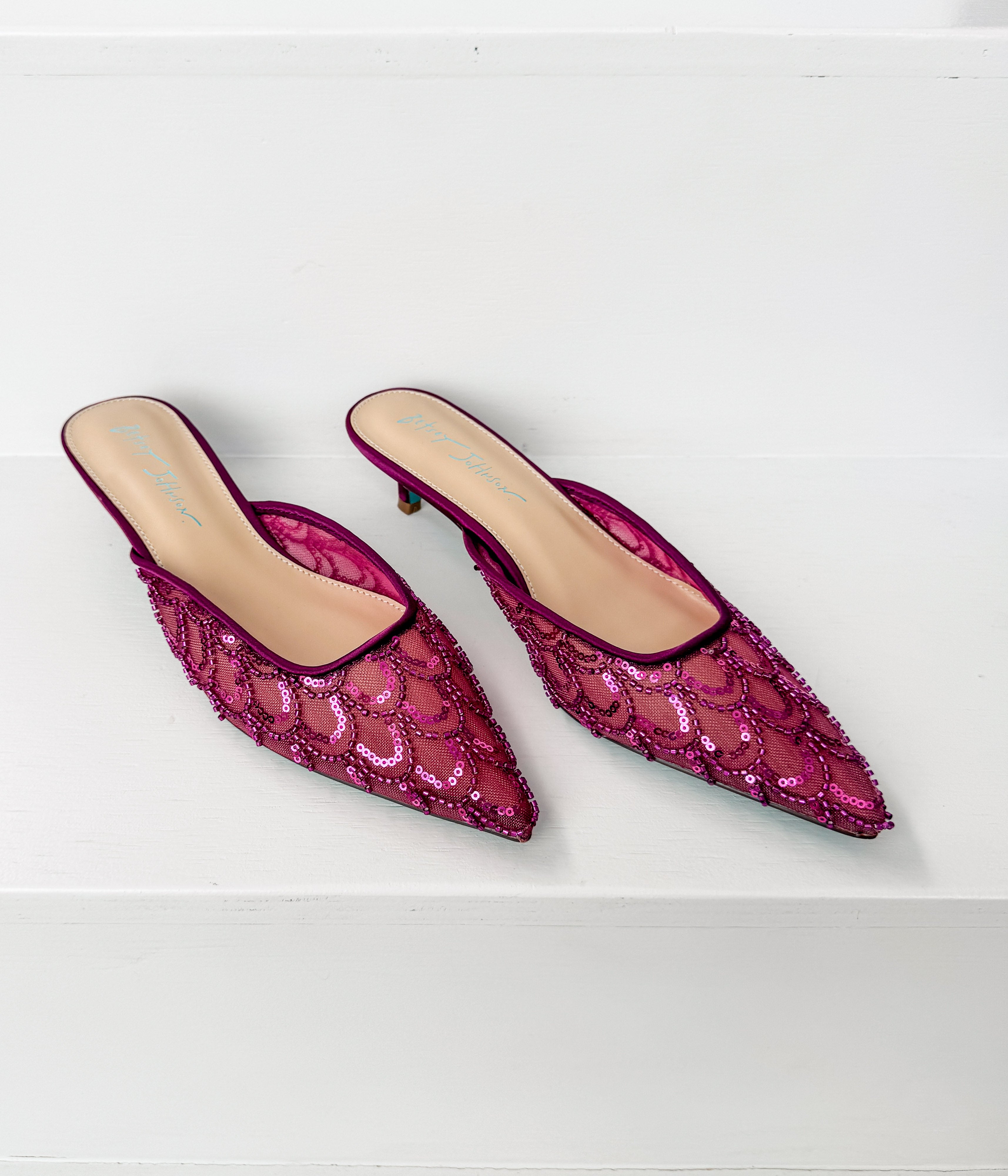 Ellis Kitten Heels in Oxblood