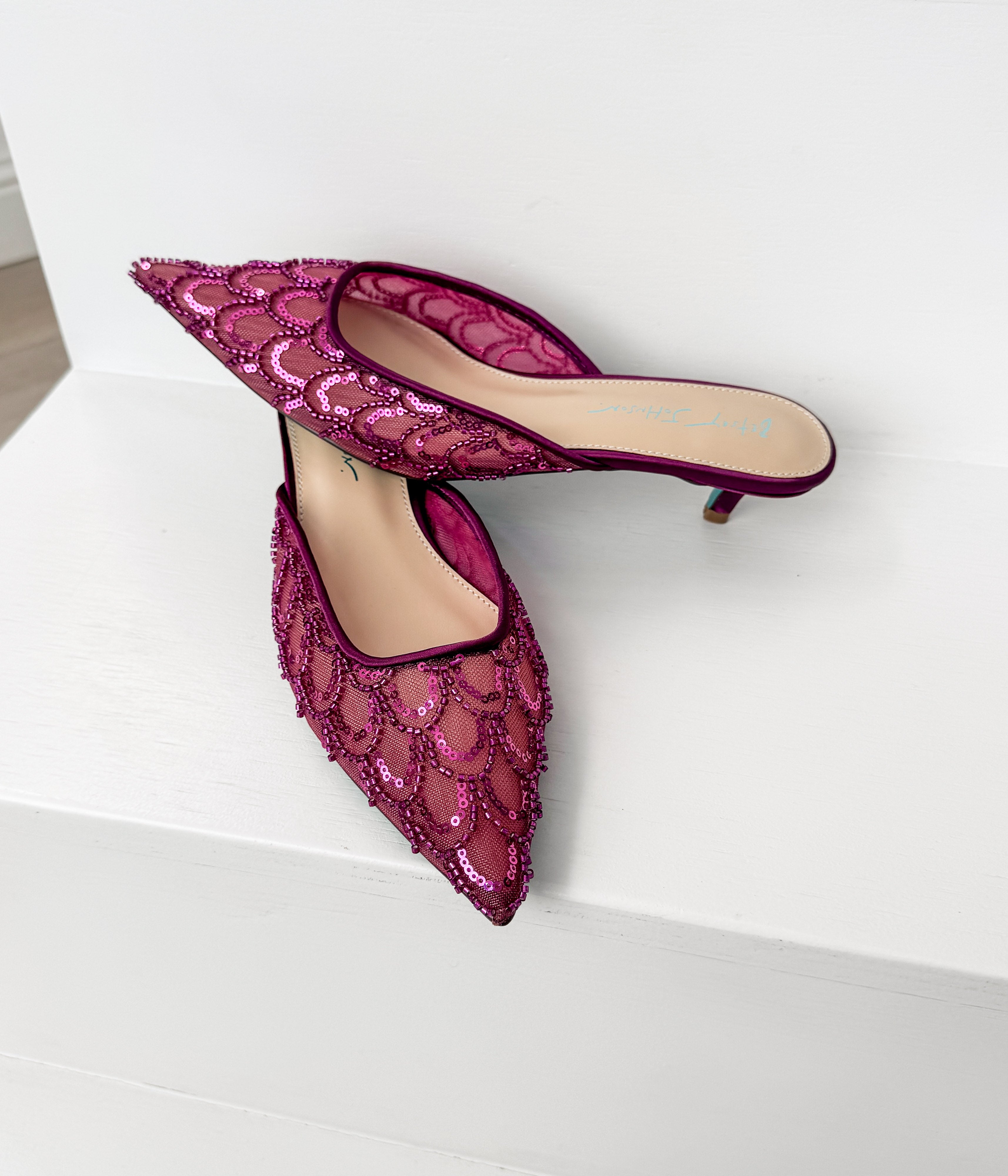 Ellis Kitten Heels in Oxblood