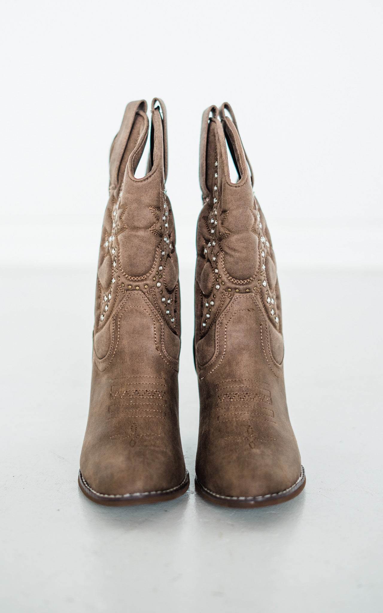 Houston Western Boots in Taupe - Rural Haze