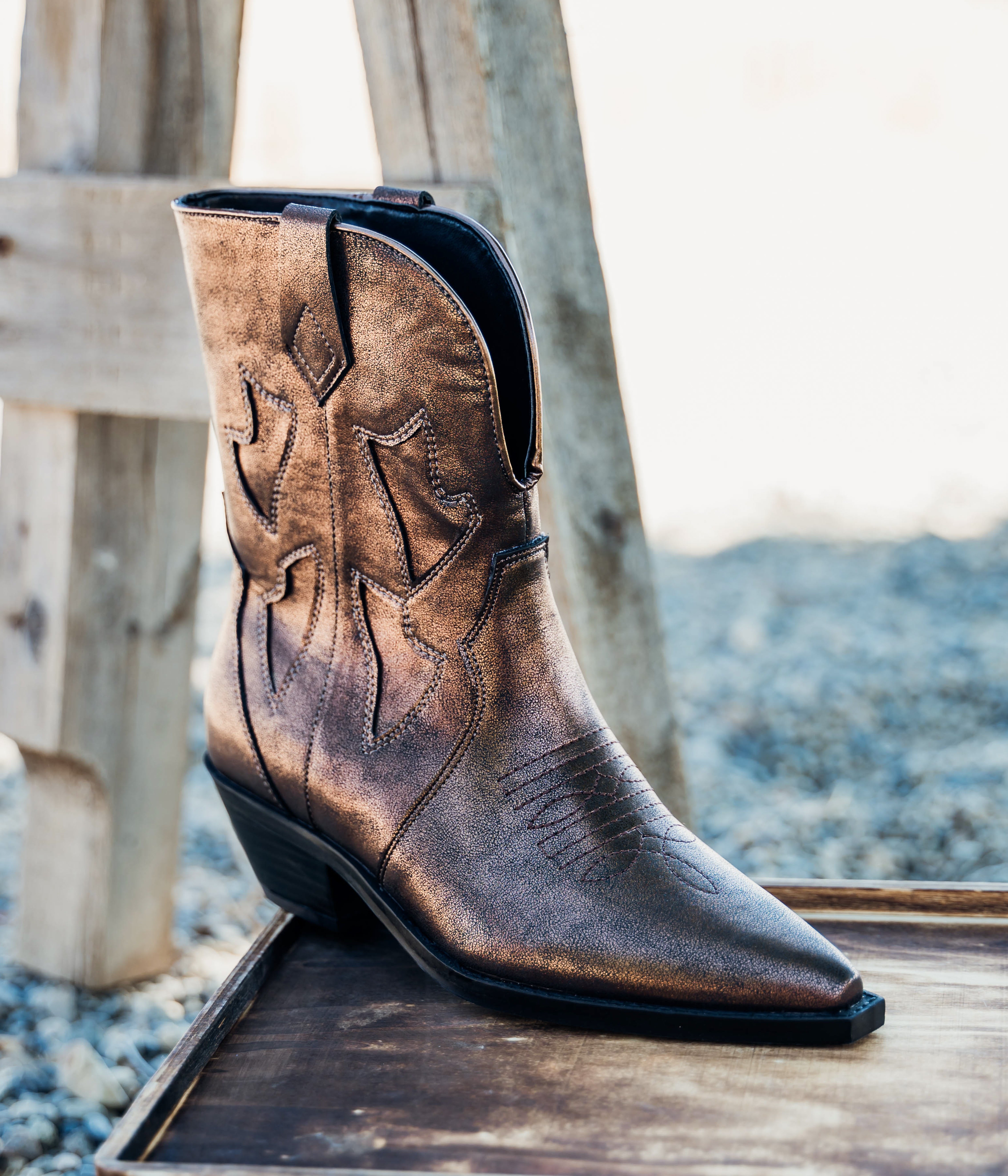 Jersey Metallic Boot in Bronze - Rural Haze