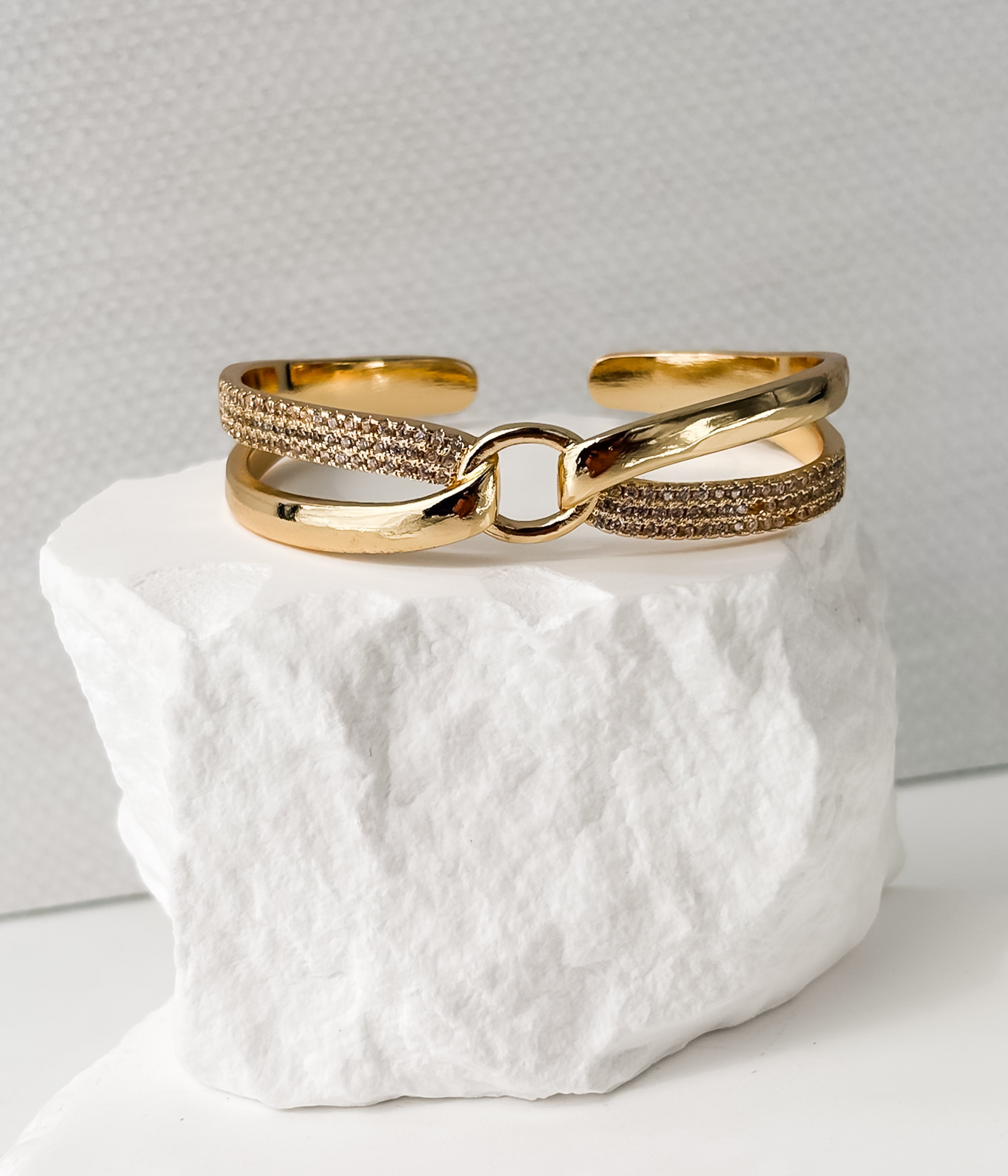 Charlotte Gold Bangle