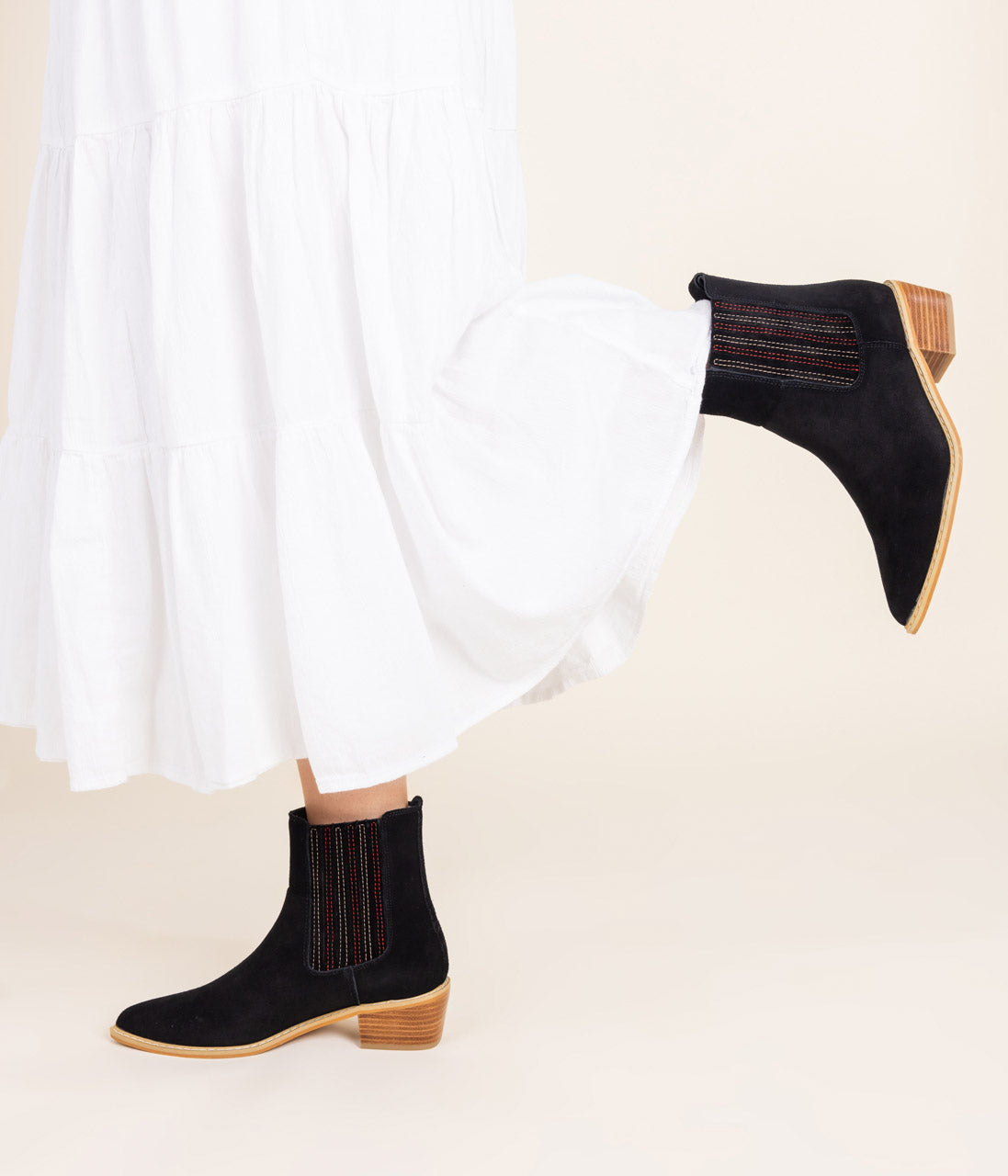 Leonor Suede Ankle Boot in Black - Rural Haze