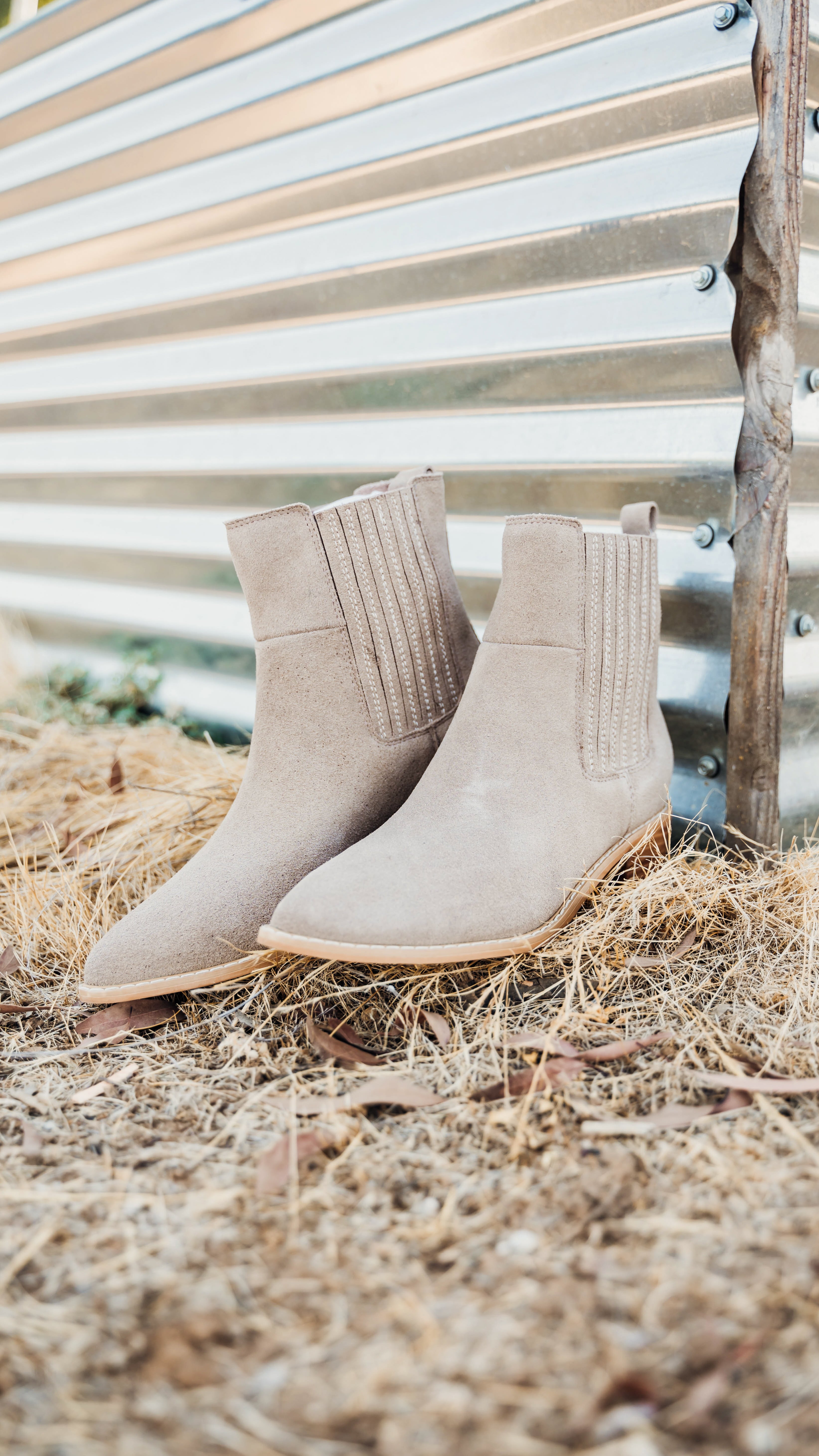 Leonor Suede Ankle Boot in Taupe - Rural Haze