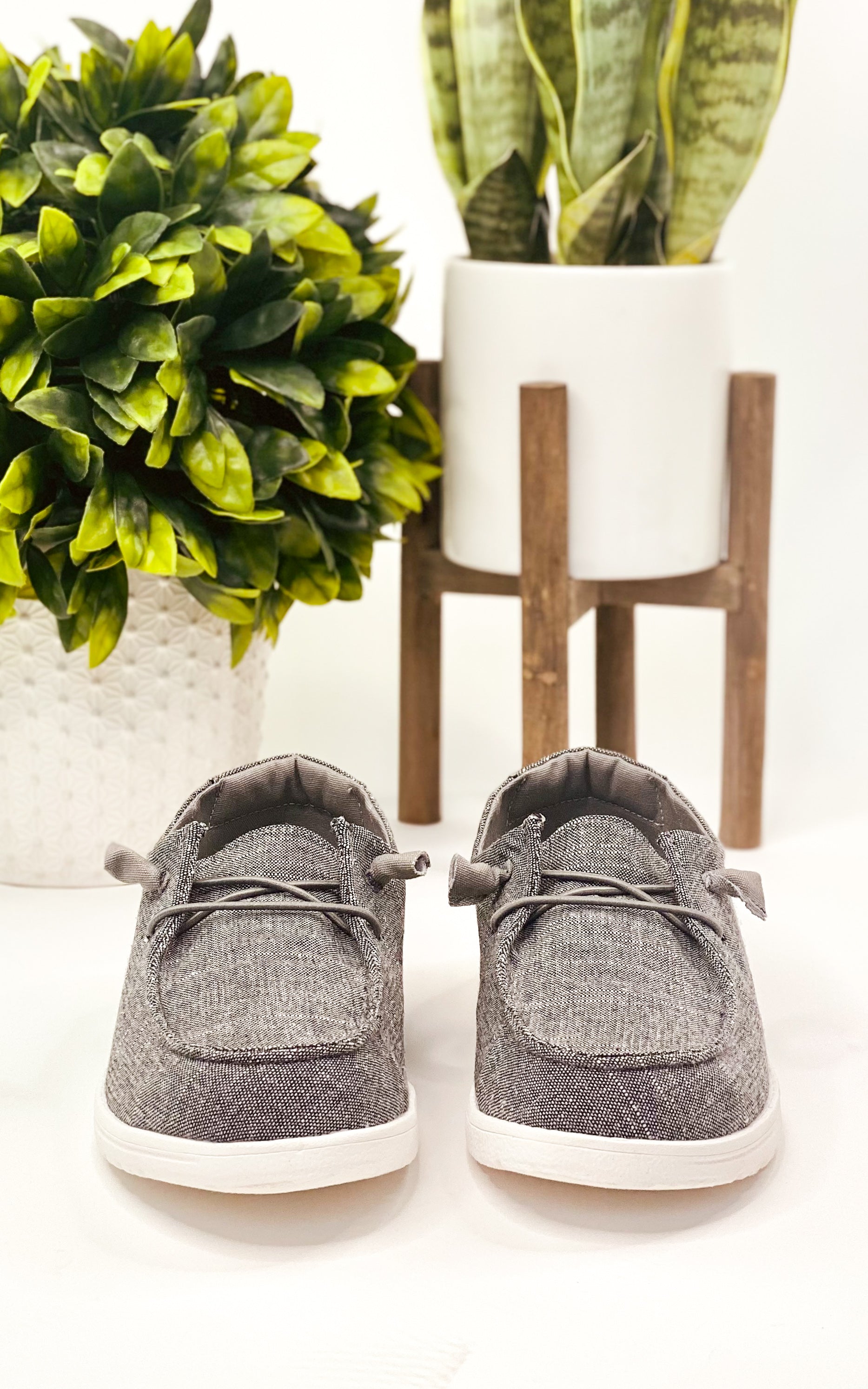 Maco Sneaker in Charcoal - Rural Haze