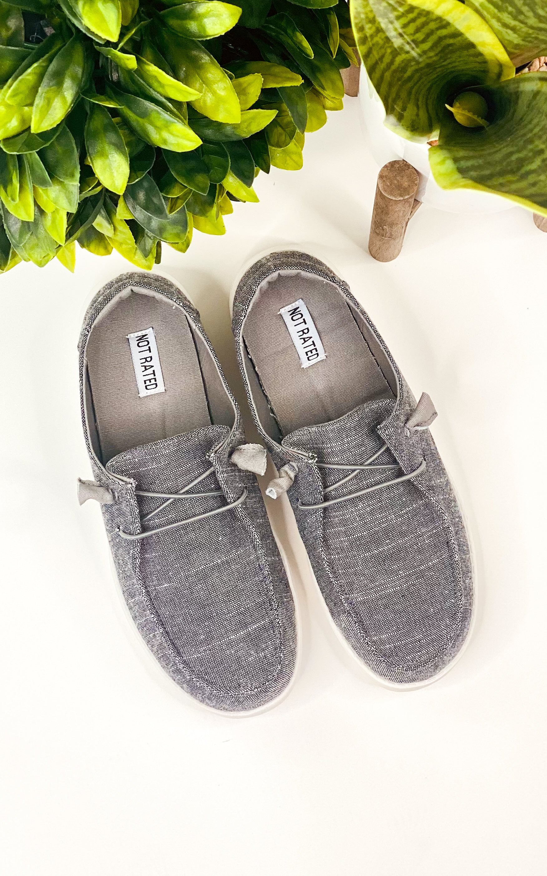 Maco Sneaker in Charcoal - Rural Haze