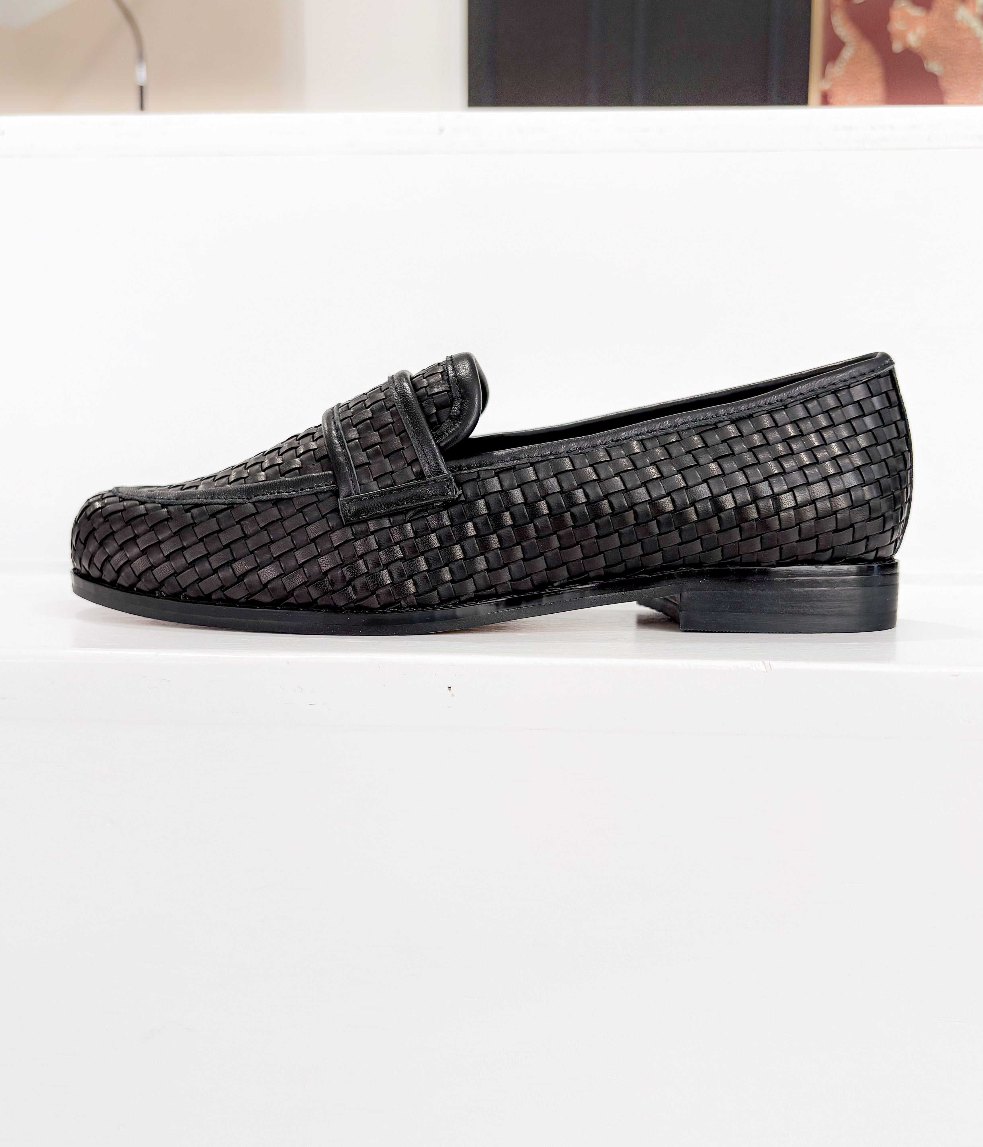 Ned Loafer in Black