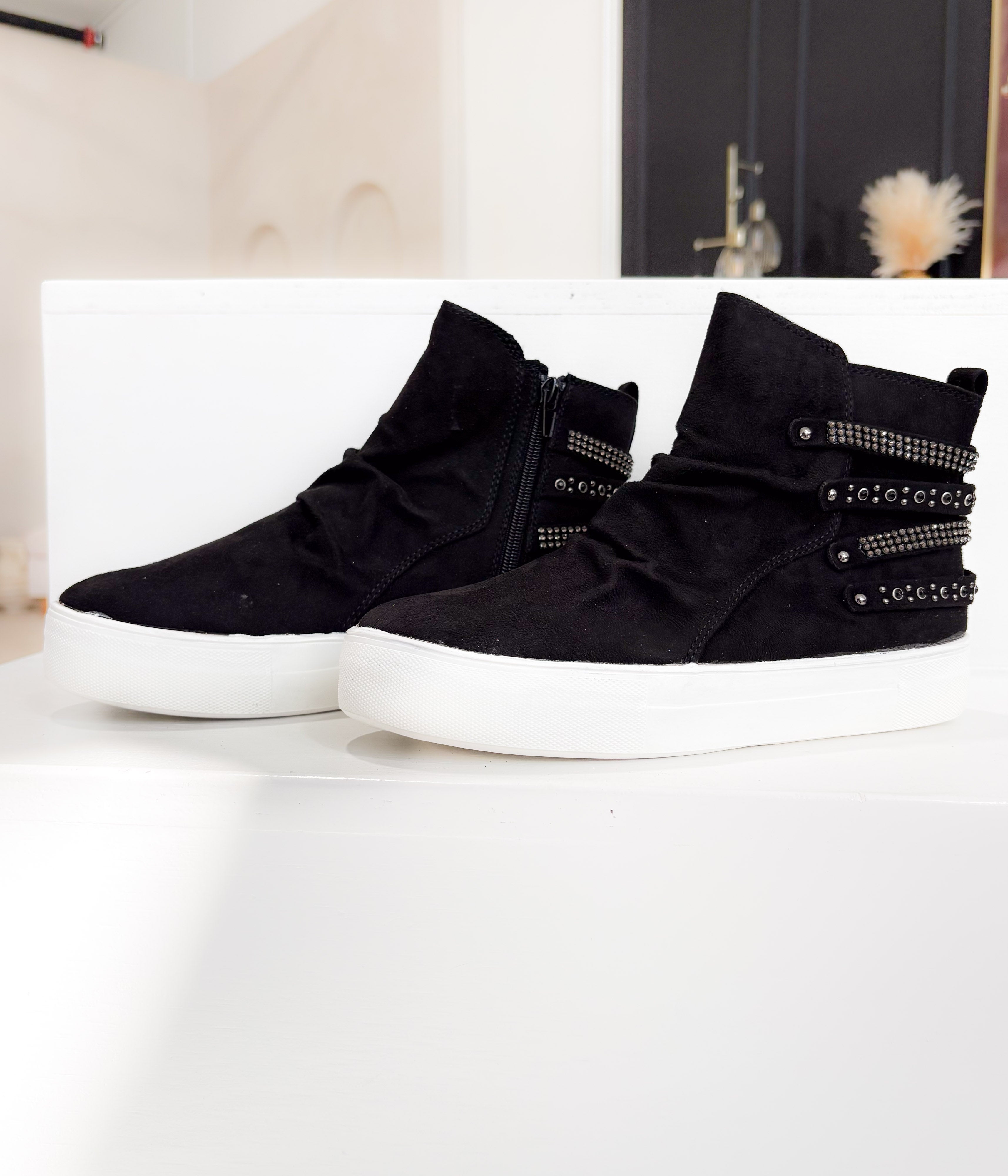 Muly Sneaker in Black - Rural Haze