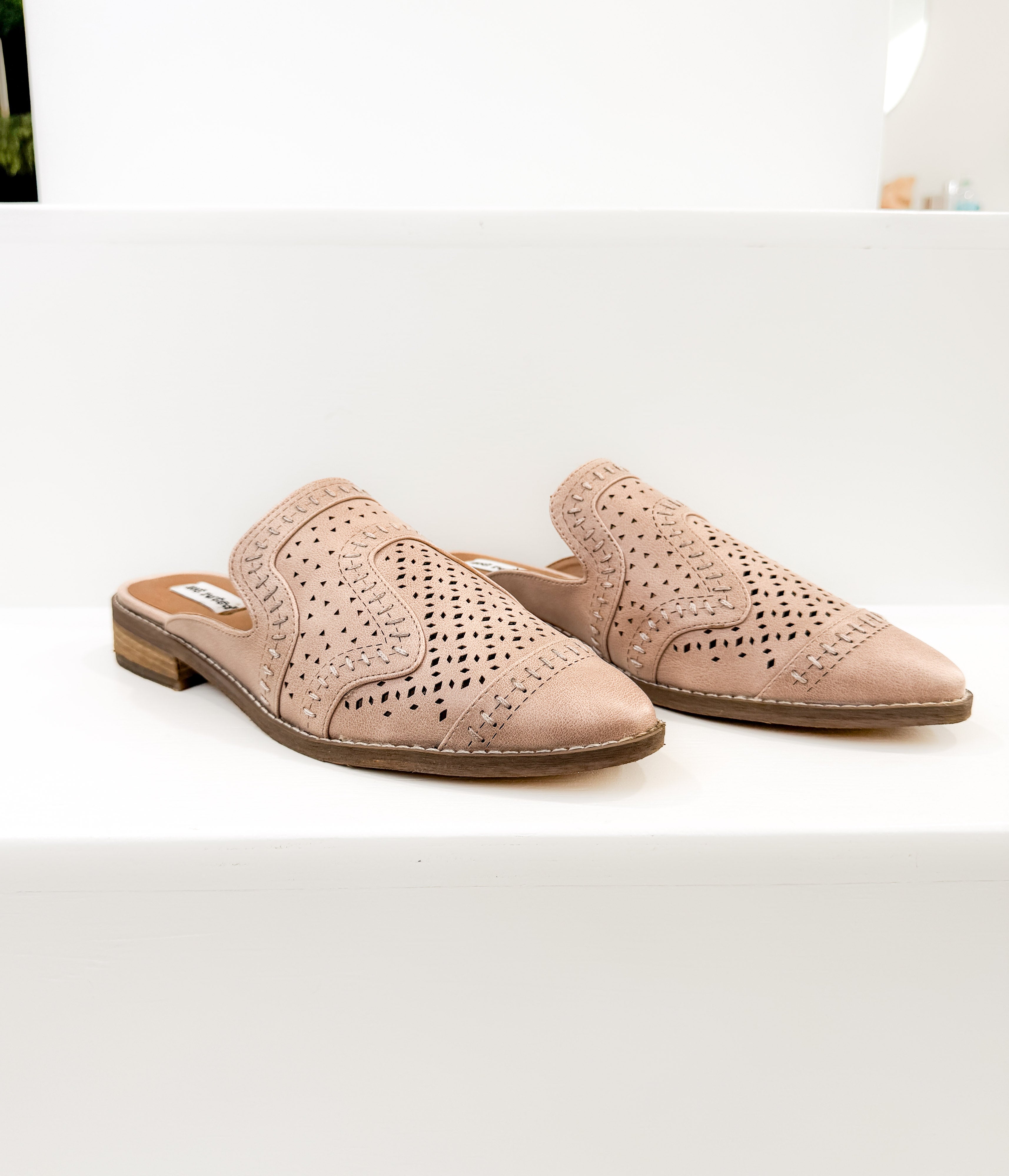 Piyal Mule in Blush