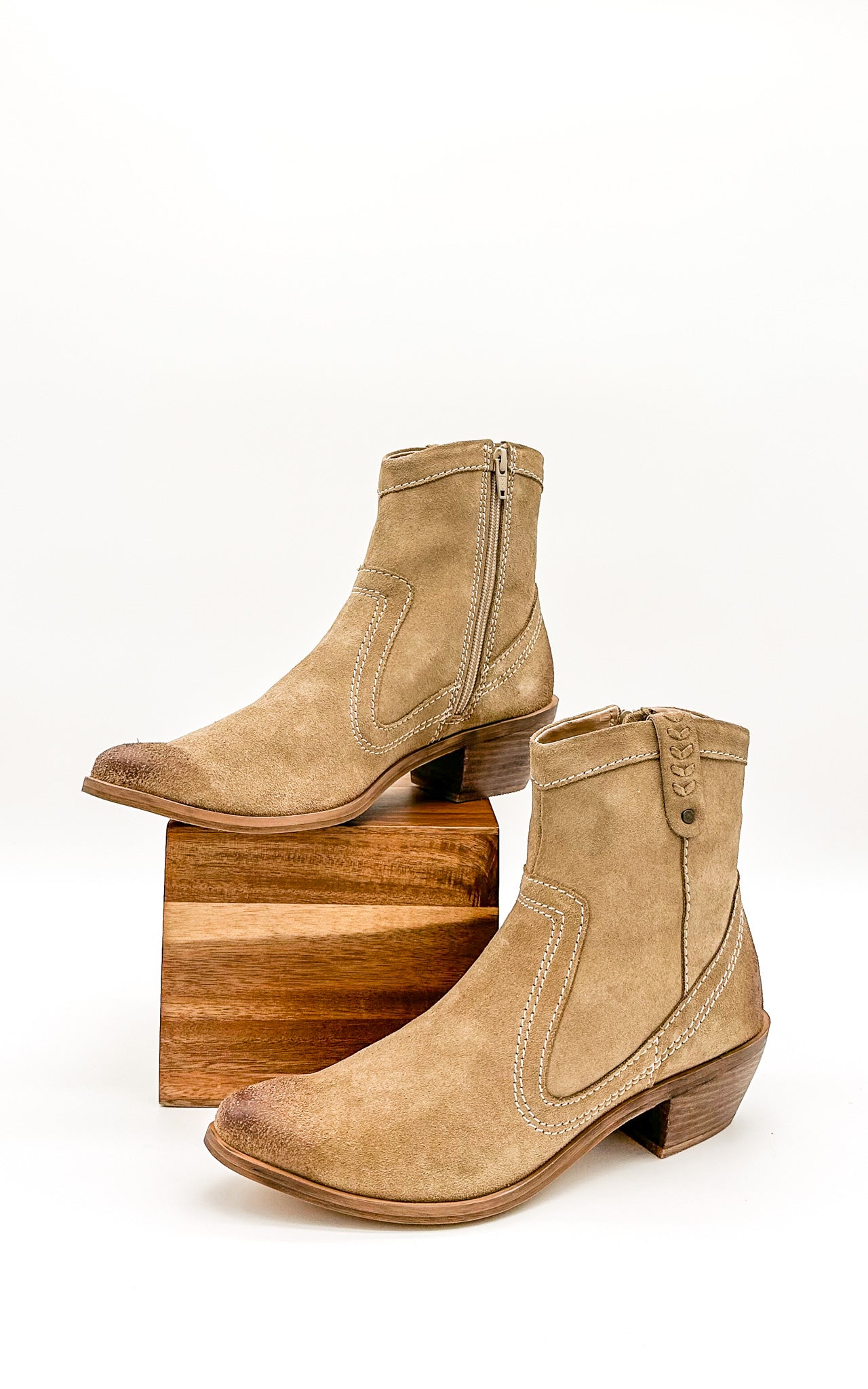 Smithy Suede Ankle Boot in Tan - Rural Haze