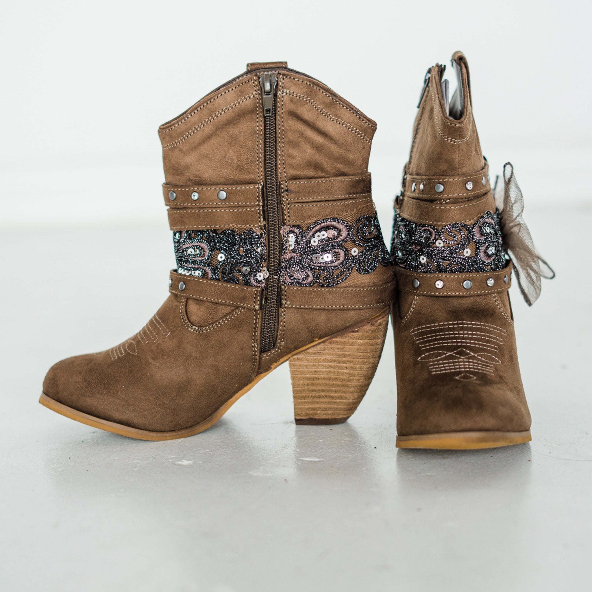 Stash Bootie in Taupe - Rural Haze