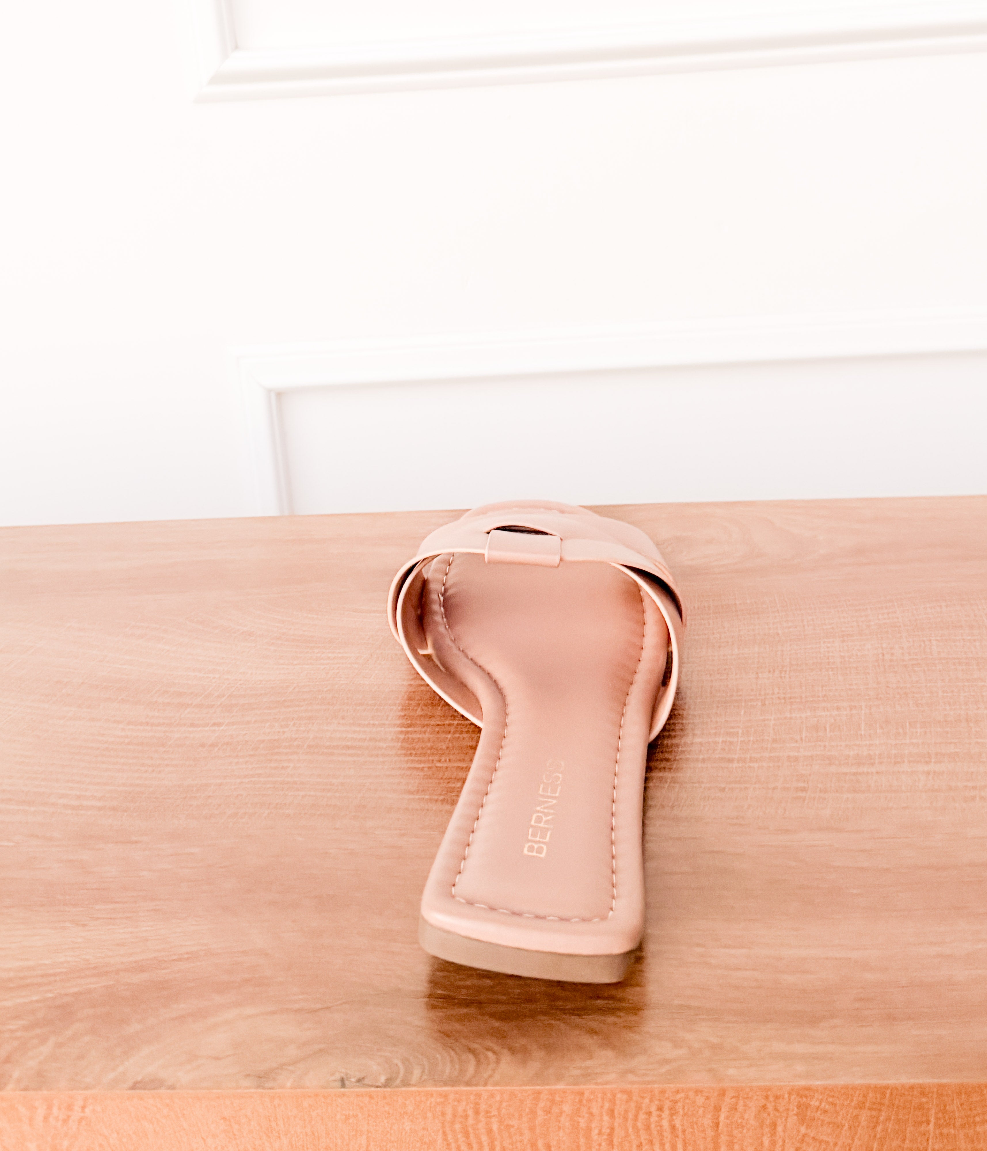 Topaz Sandal in Beige - Rural Haze