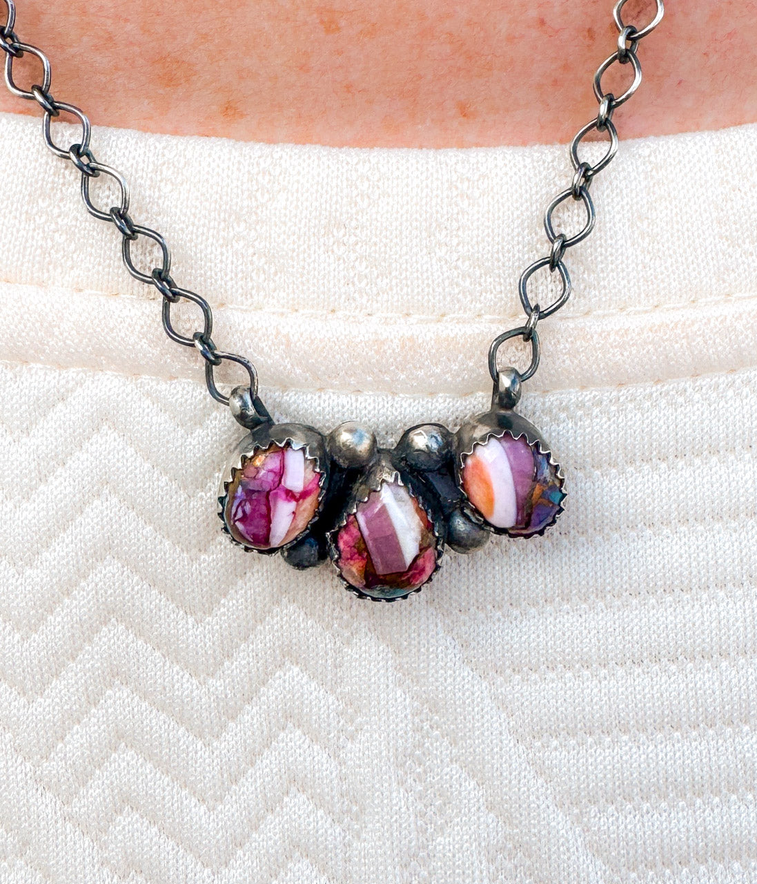 Tia Long Three Stone Pink Dahlia Necklace - Rural Haze