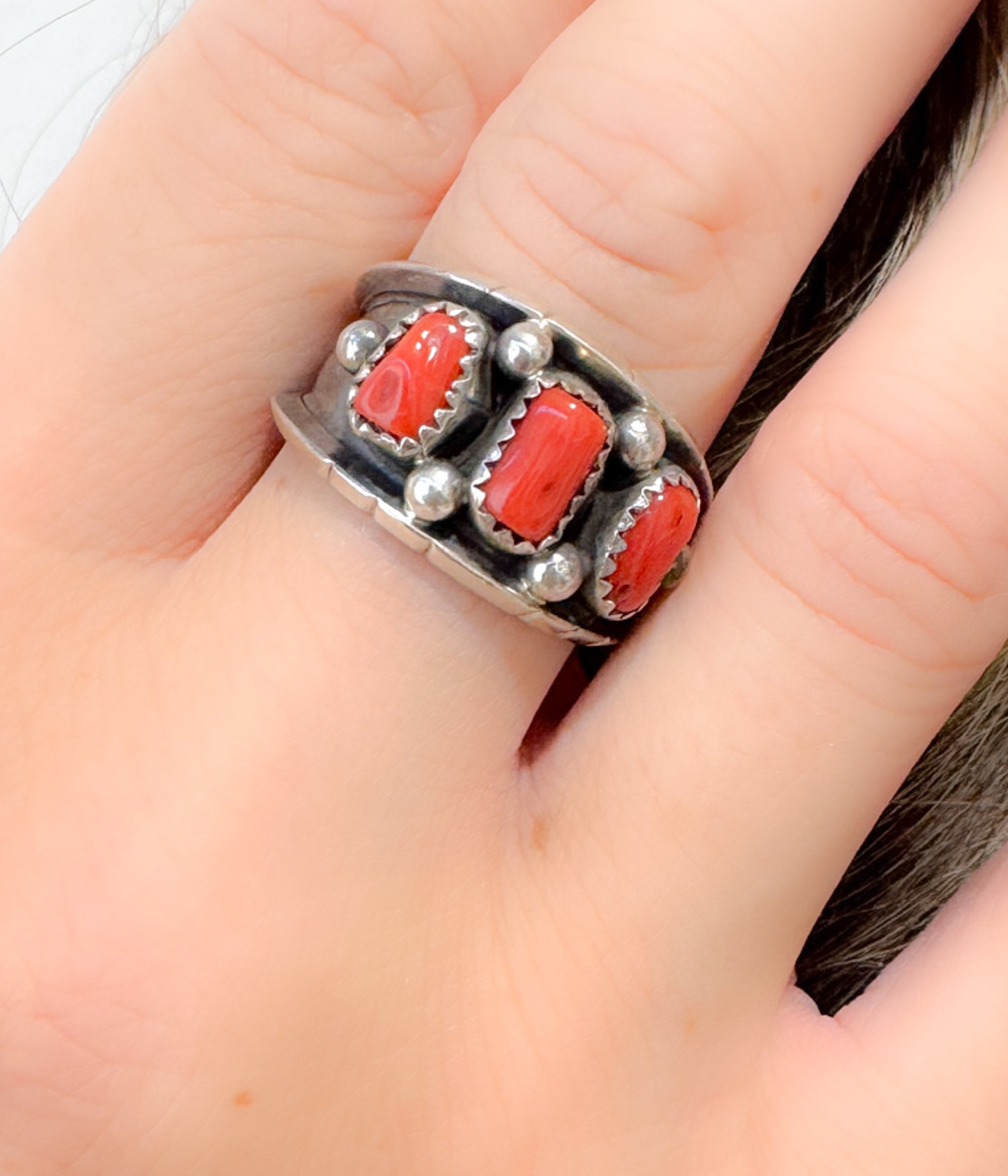 Reed Charley 3 Stone Red Coral Band - Rural Haze