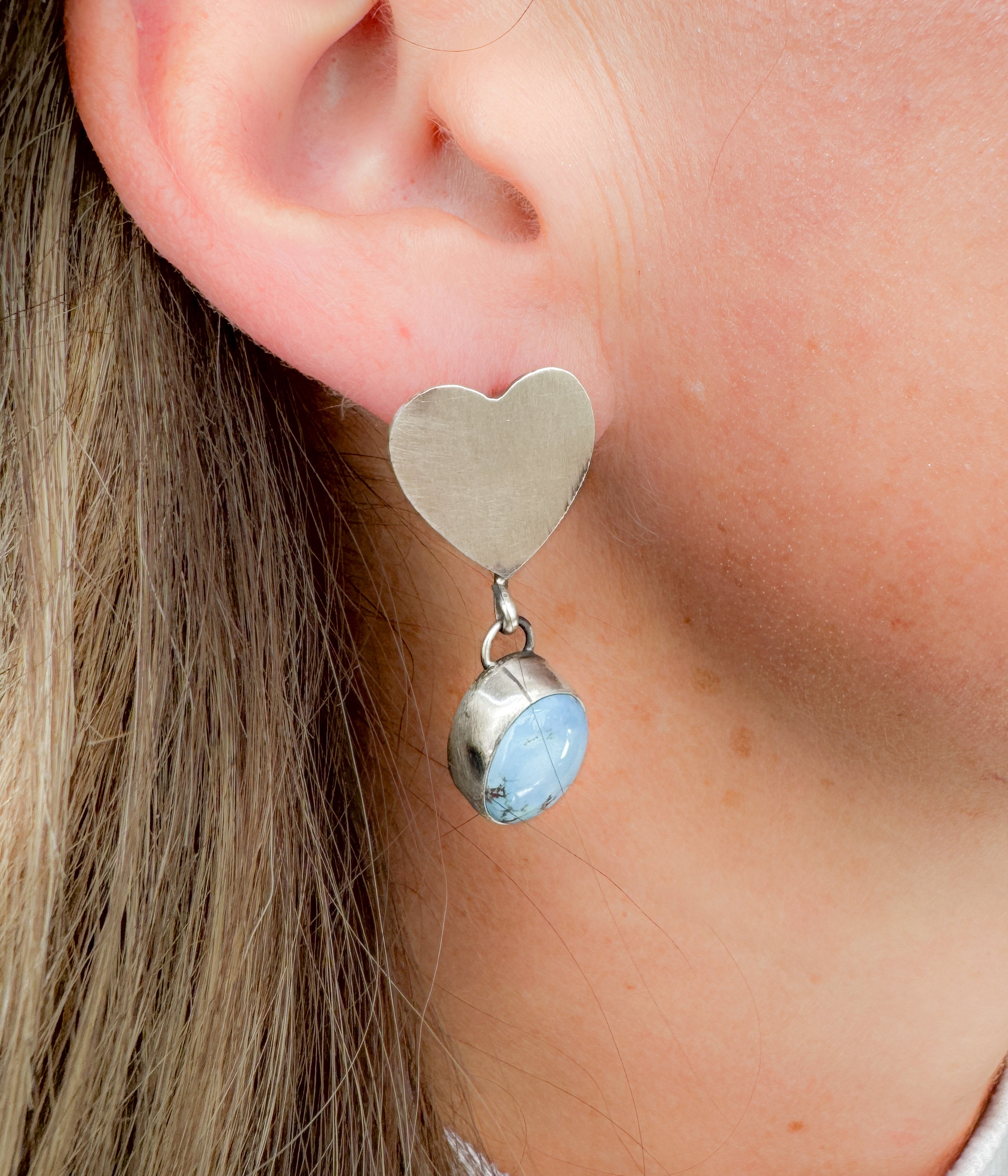 Golden Hills Heart Earrings - Rural Haze