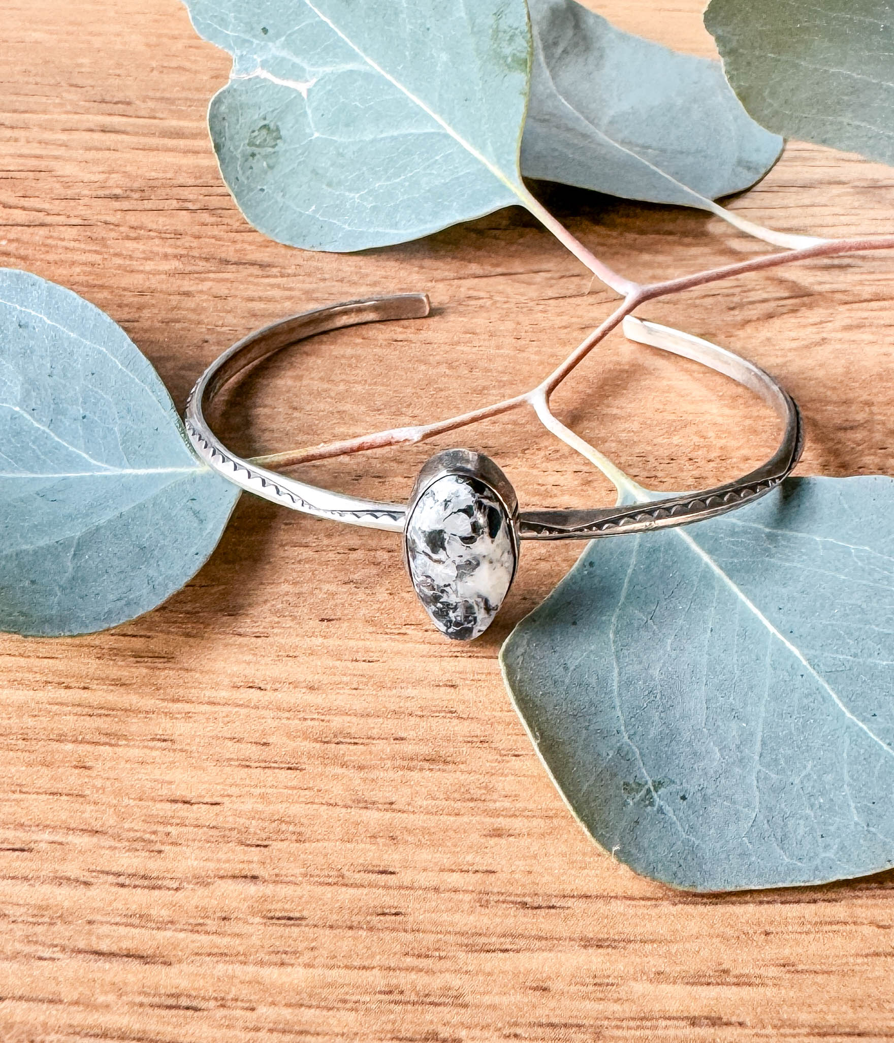 Tatum Authentic White Buffalo Bracelet - Rural Haze