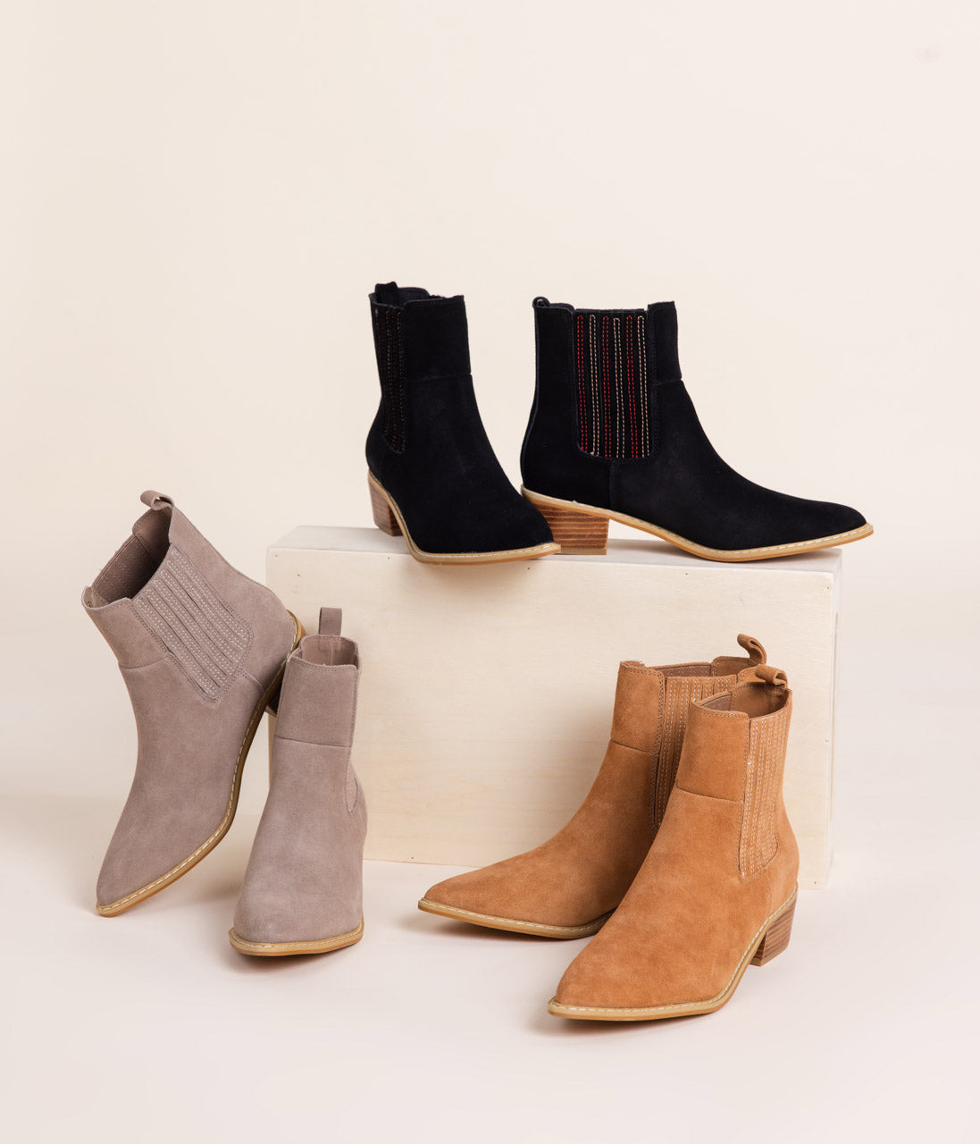 Leonor Suede Ankle Boot in Black - Rural Haze