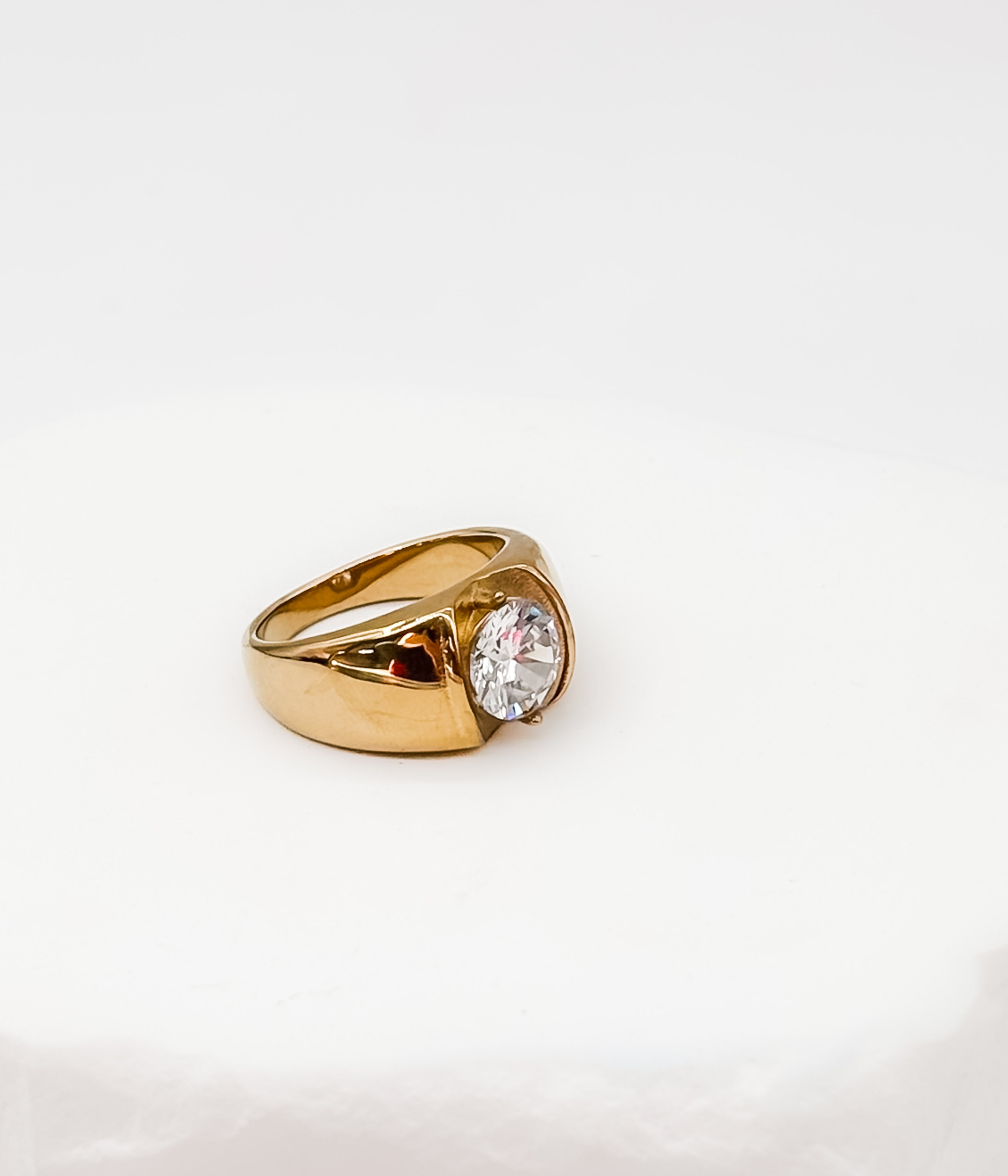 Gold Solitaire Statement Ring - Rural Haze