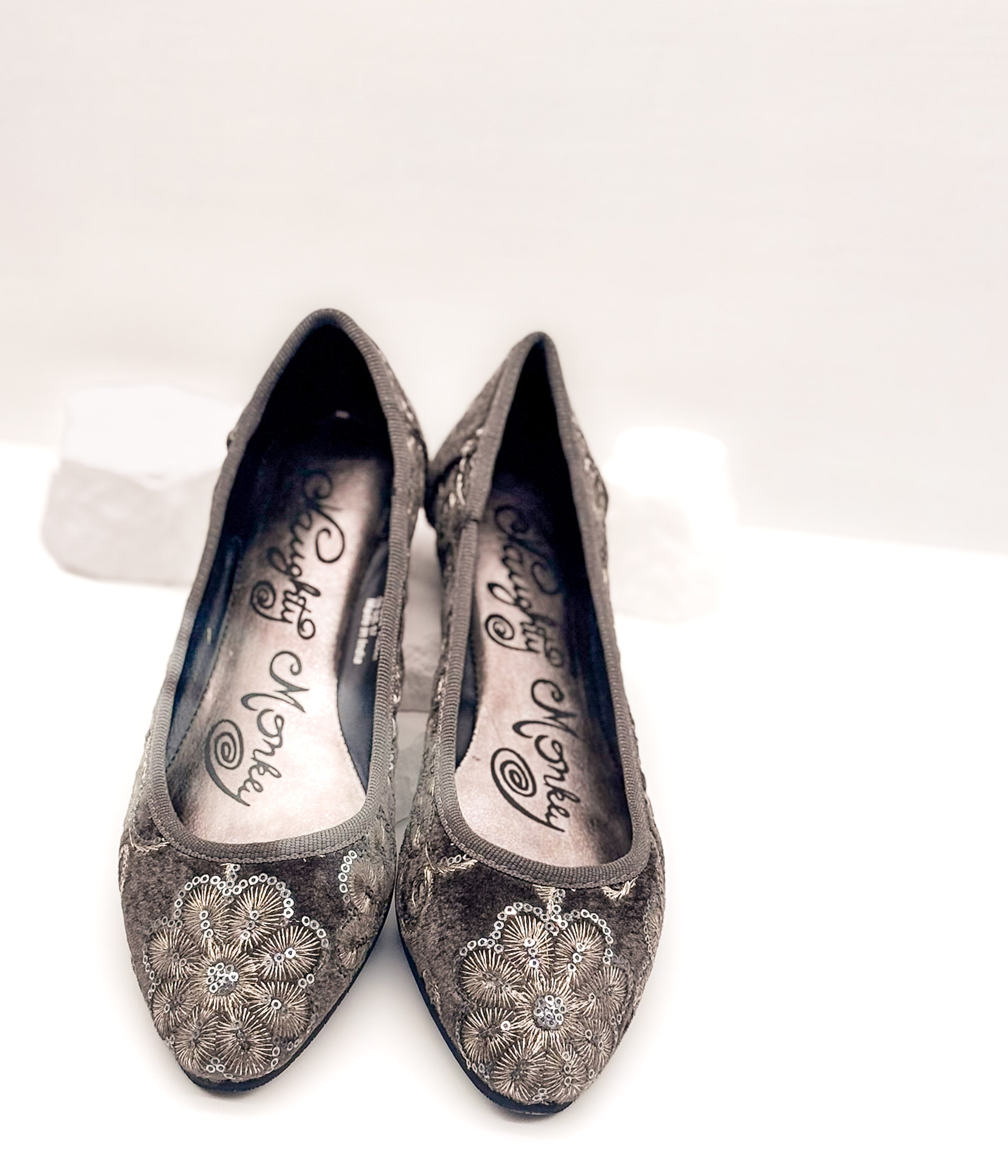 Yuna Flats in Grey - Rural Haze