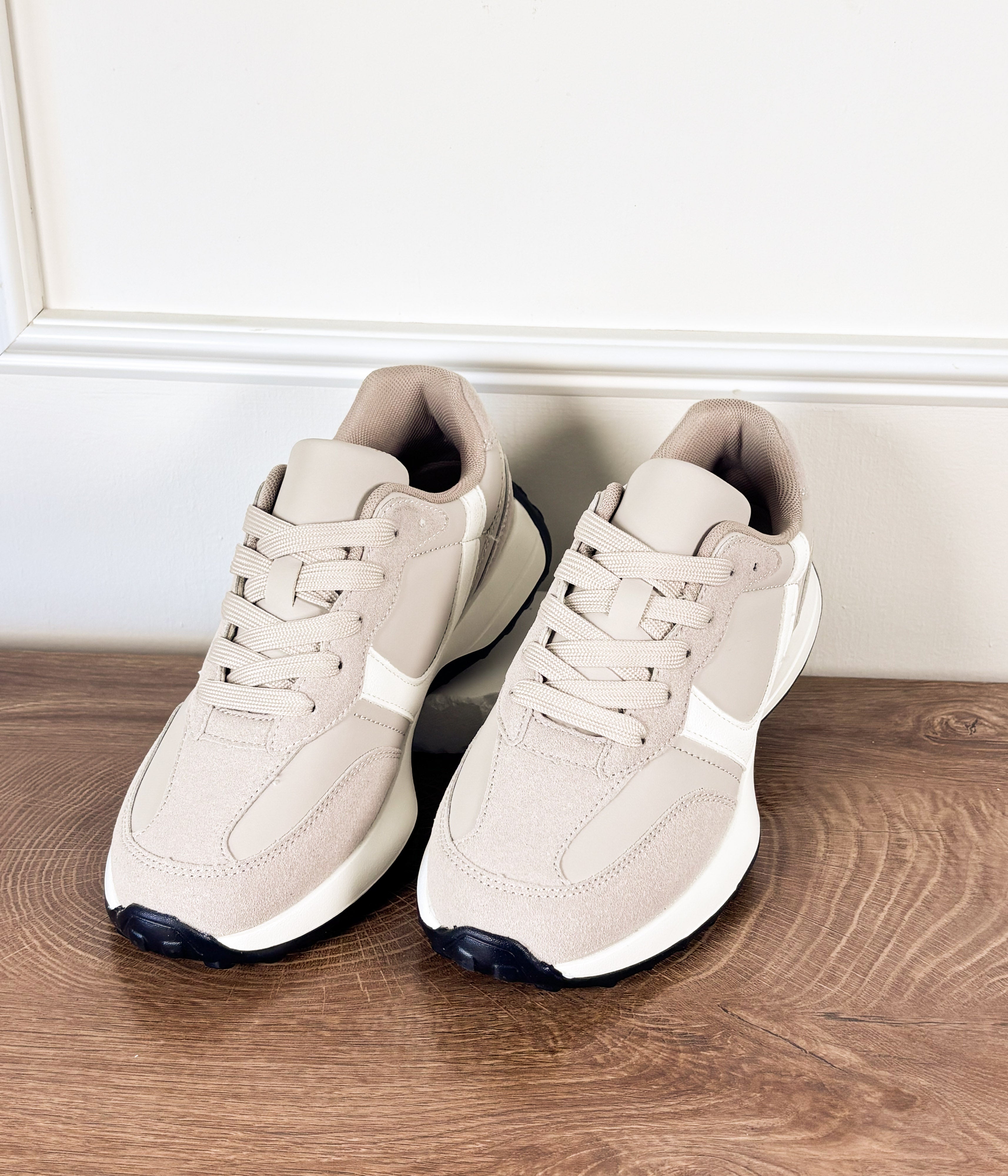 Beyonce Sneakers in Beige - Rural Haze
