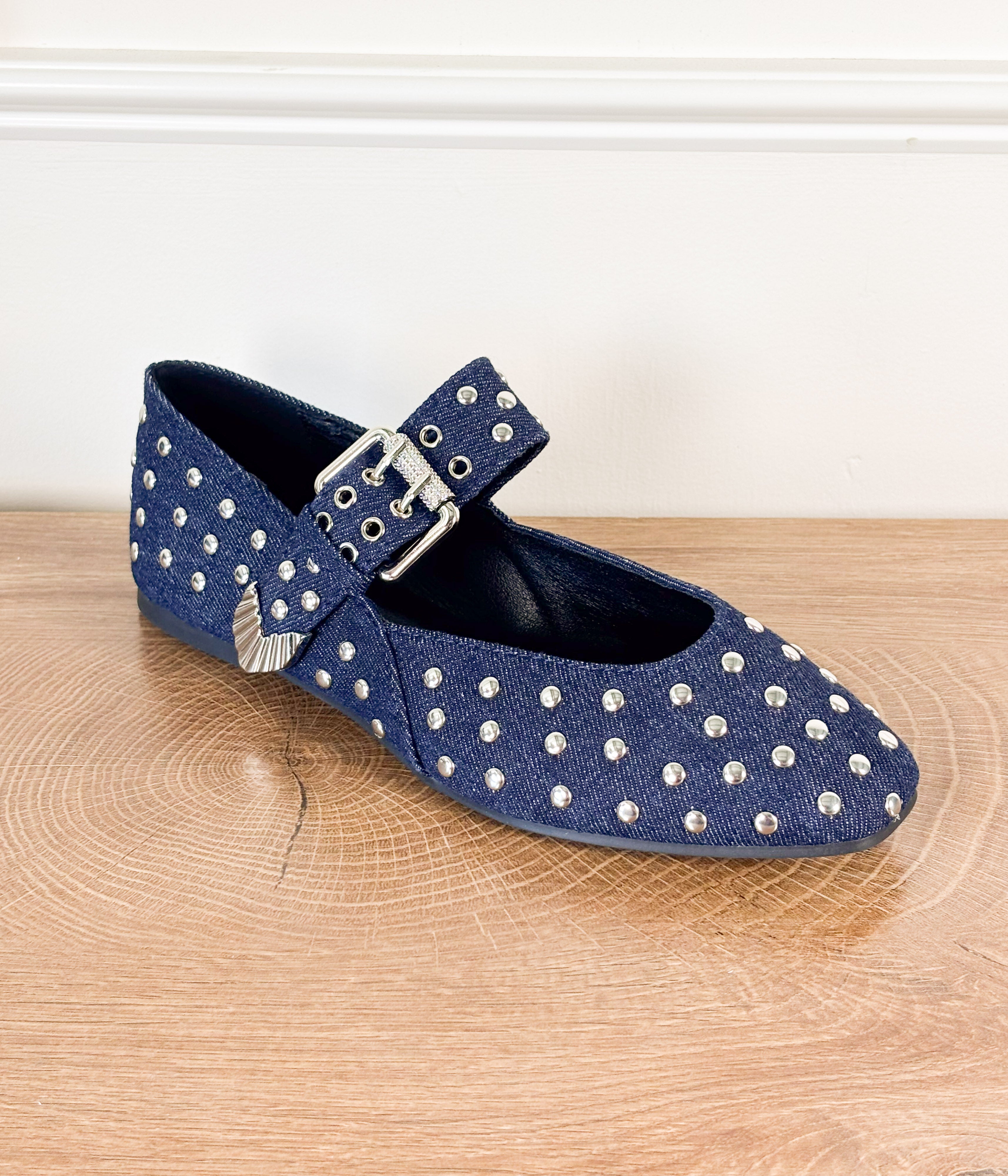 Kennith Flat in Denim - Rural Haze