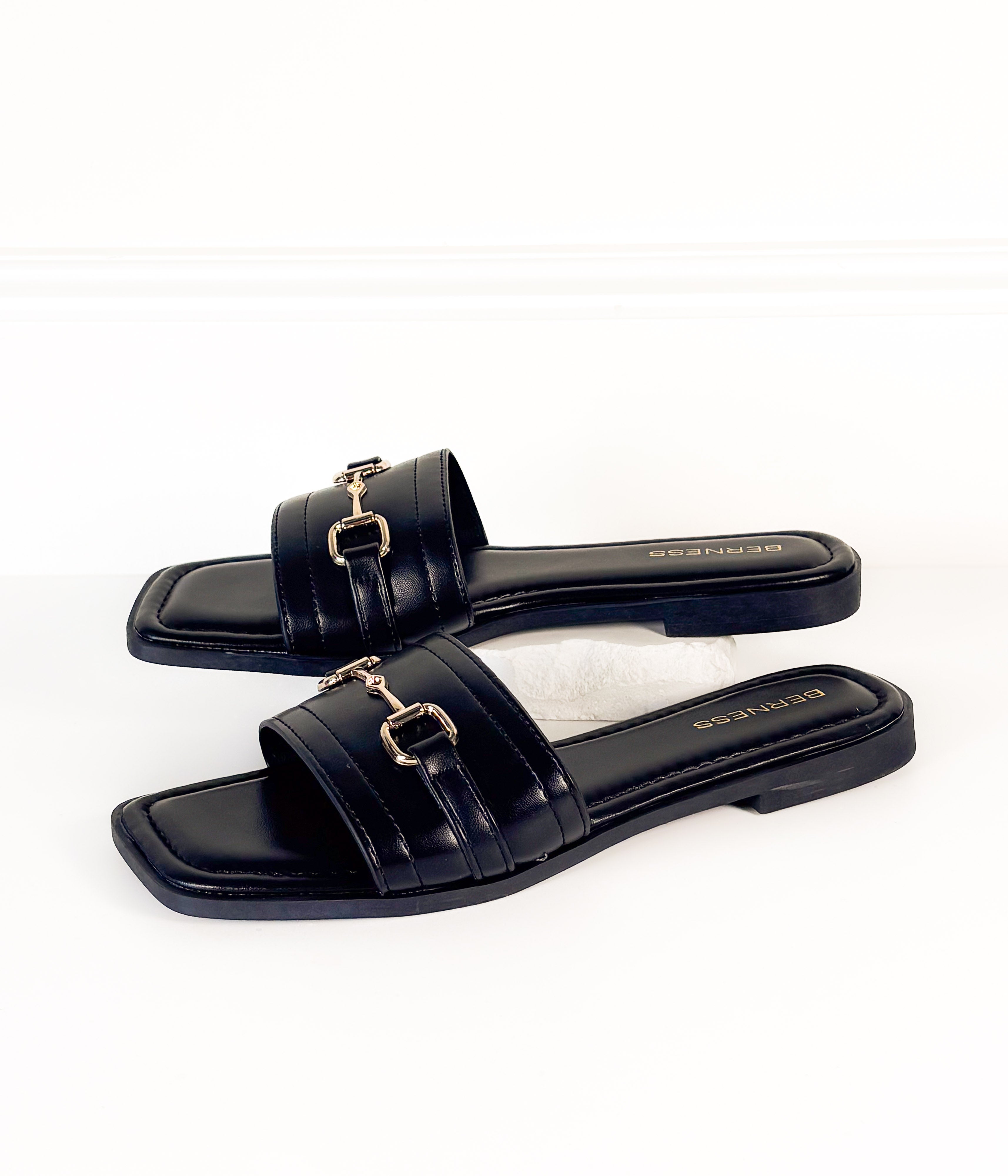 Kamari Sandal in Black