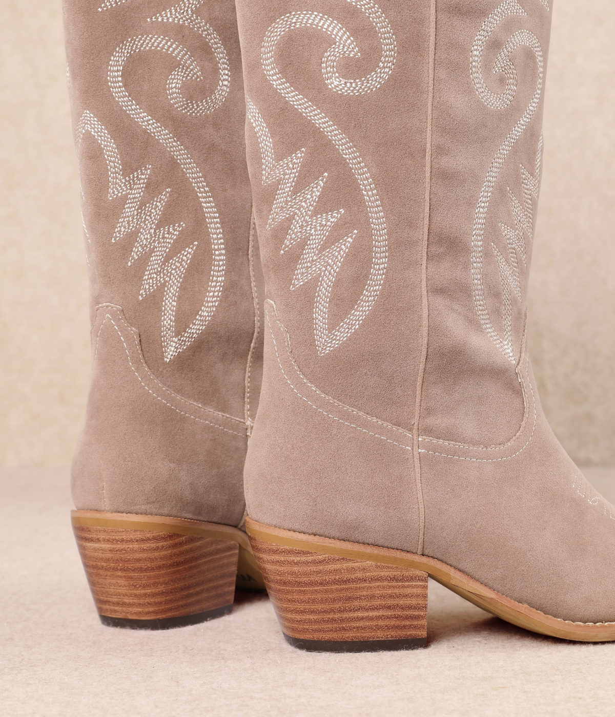 Nia Western Stitch Boot in Muave