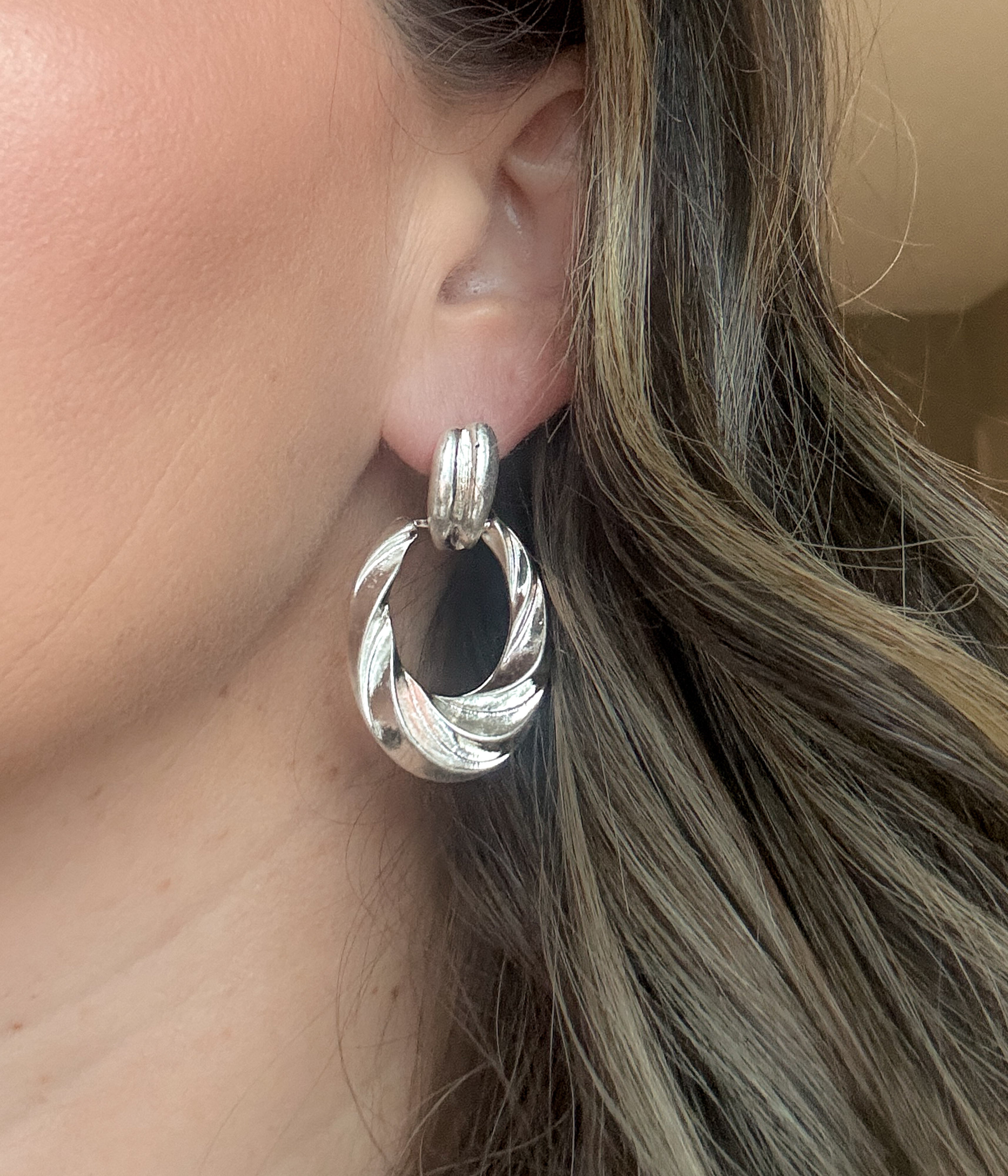 Twisted Oval Earring