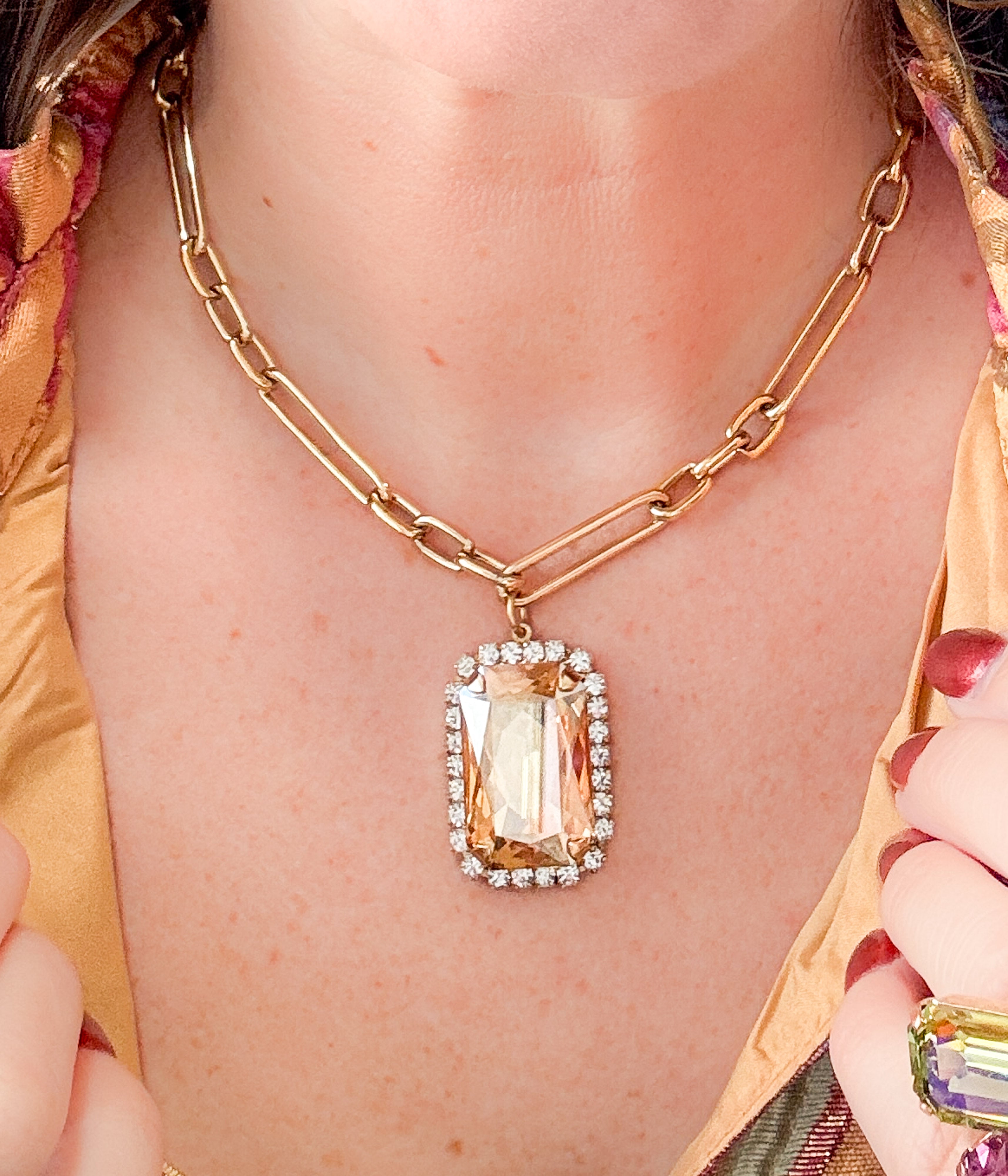 Mini Soleil Necklace in Golden Shadow