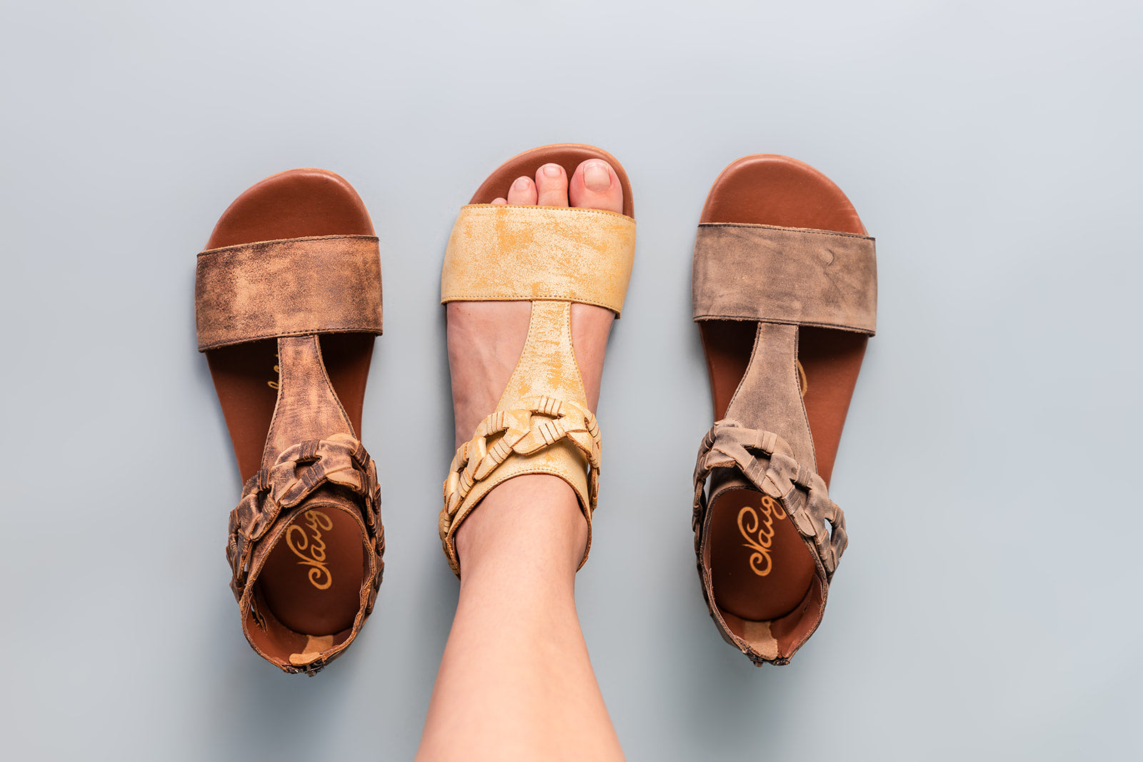 Loop D Loop Sandals in Tan - Rural Haze