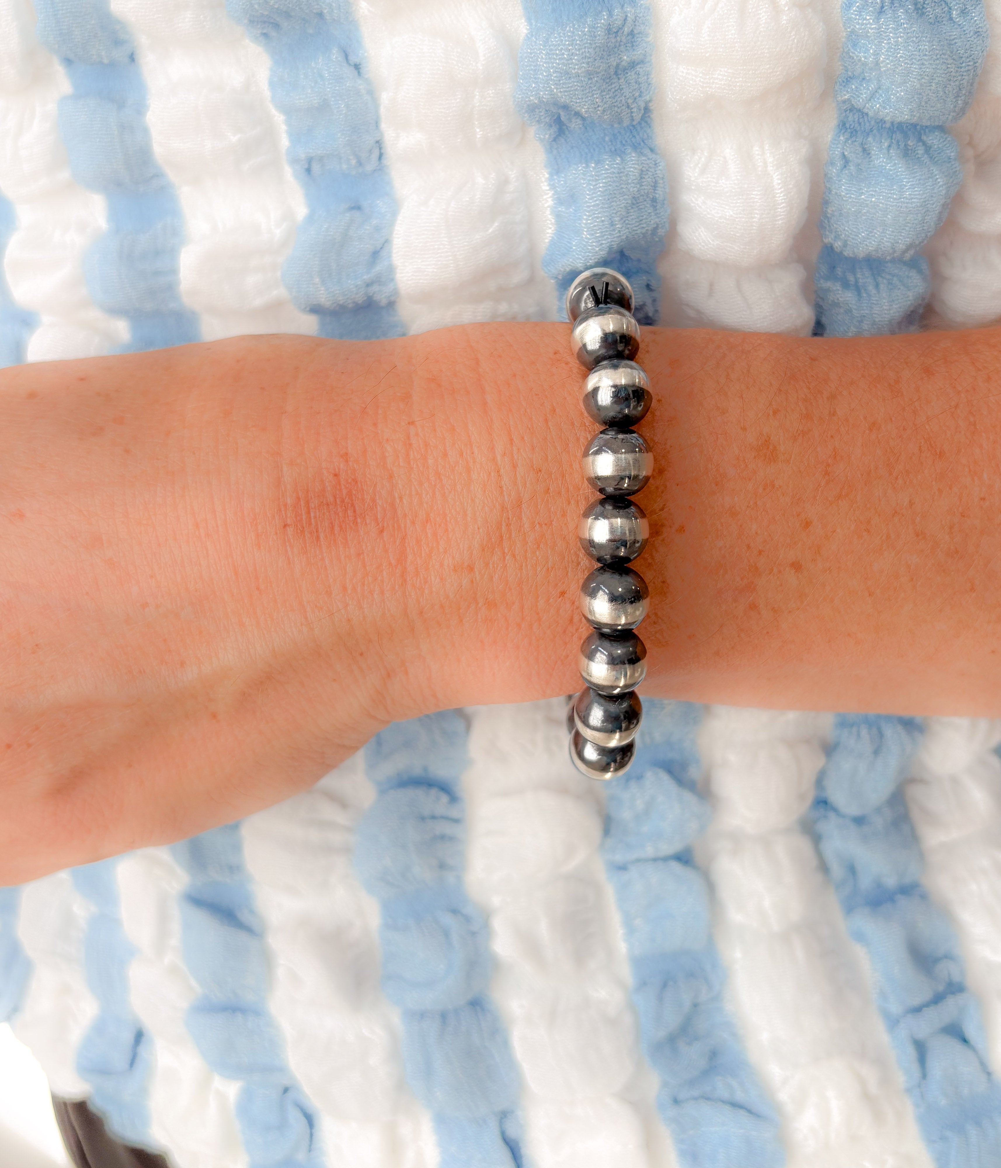 10mm Navajo Pearl Stretch Bracelet