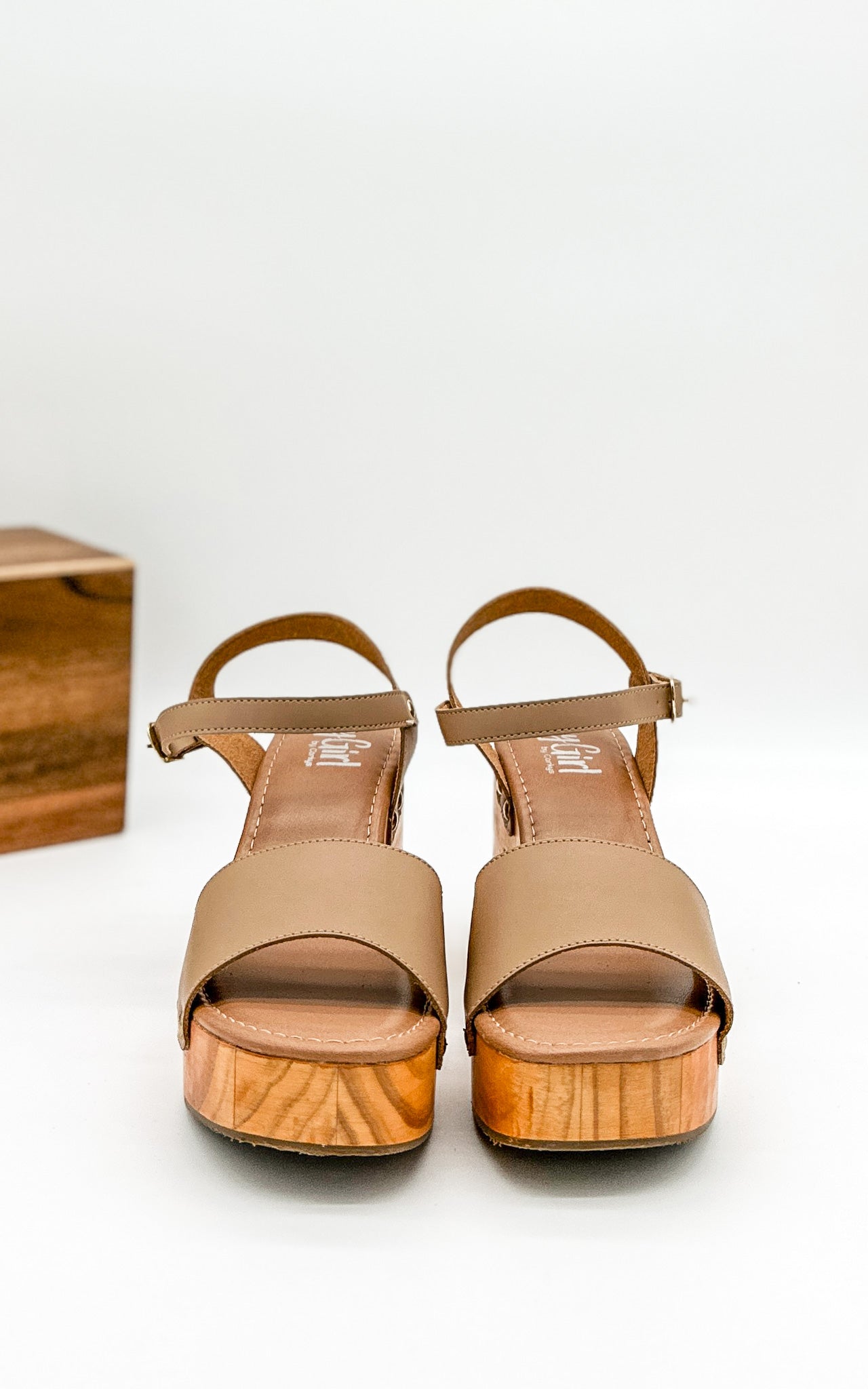 Country Club Heeled Sandal in Nude