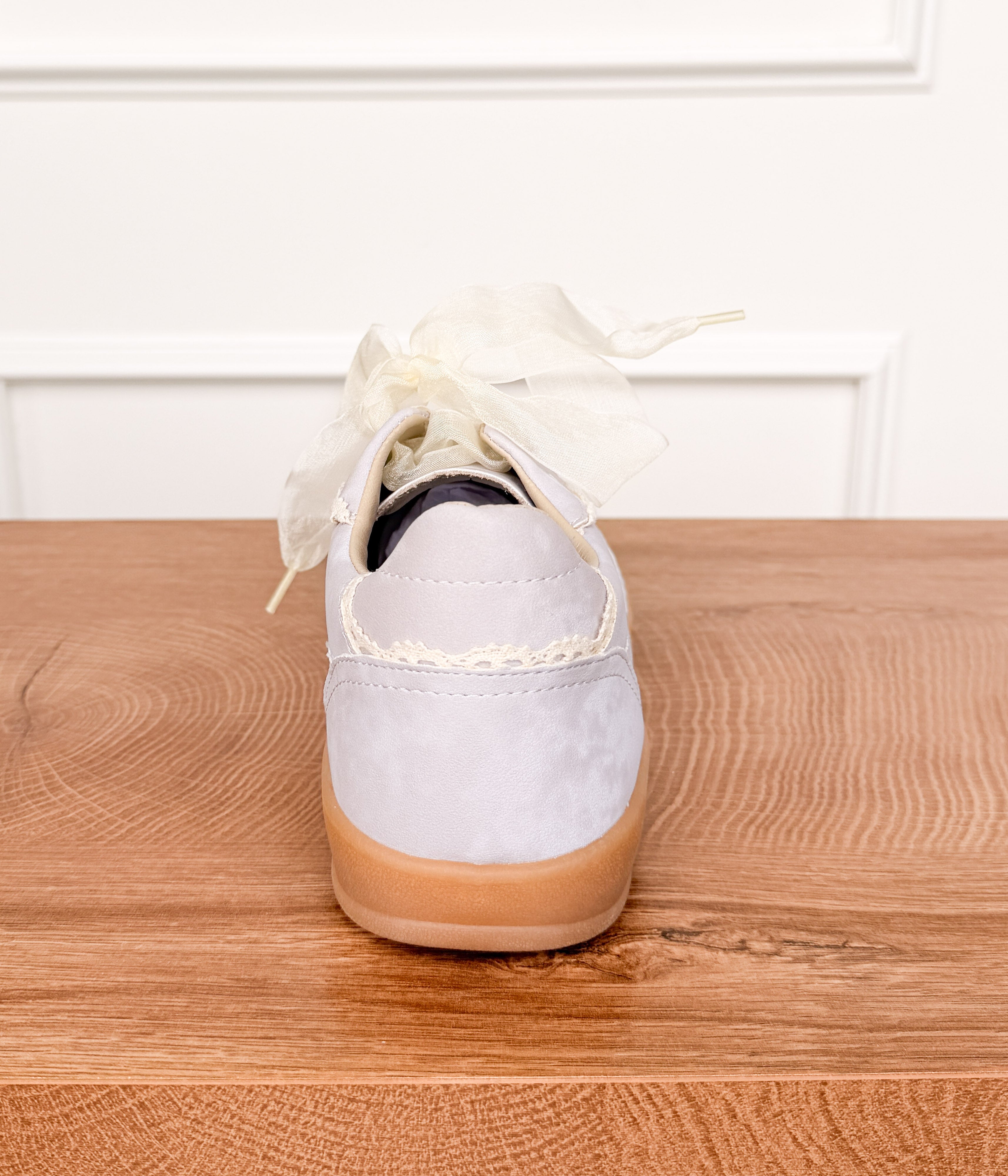 Eleanor Lavender Sneaker