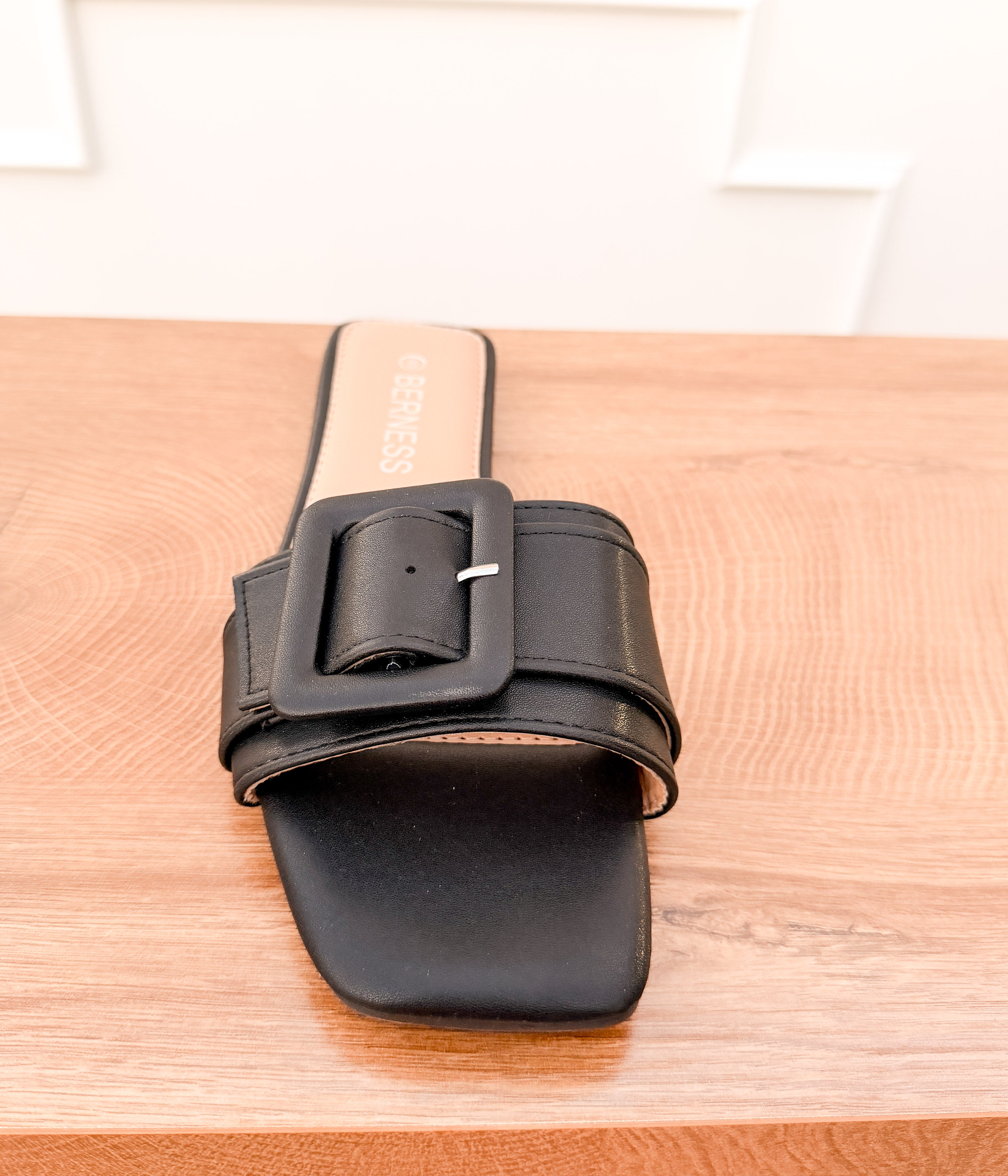 Ellie Buckle Sandals in Black