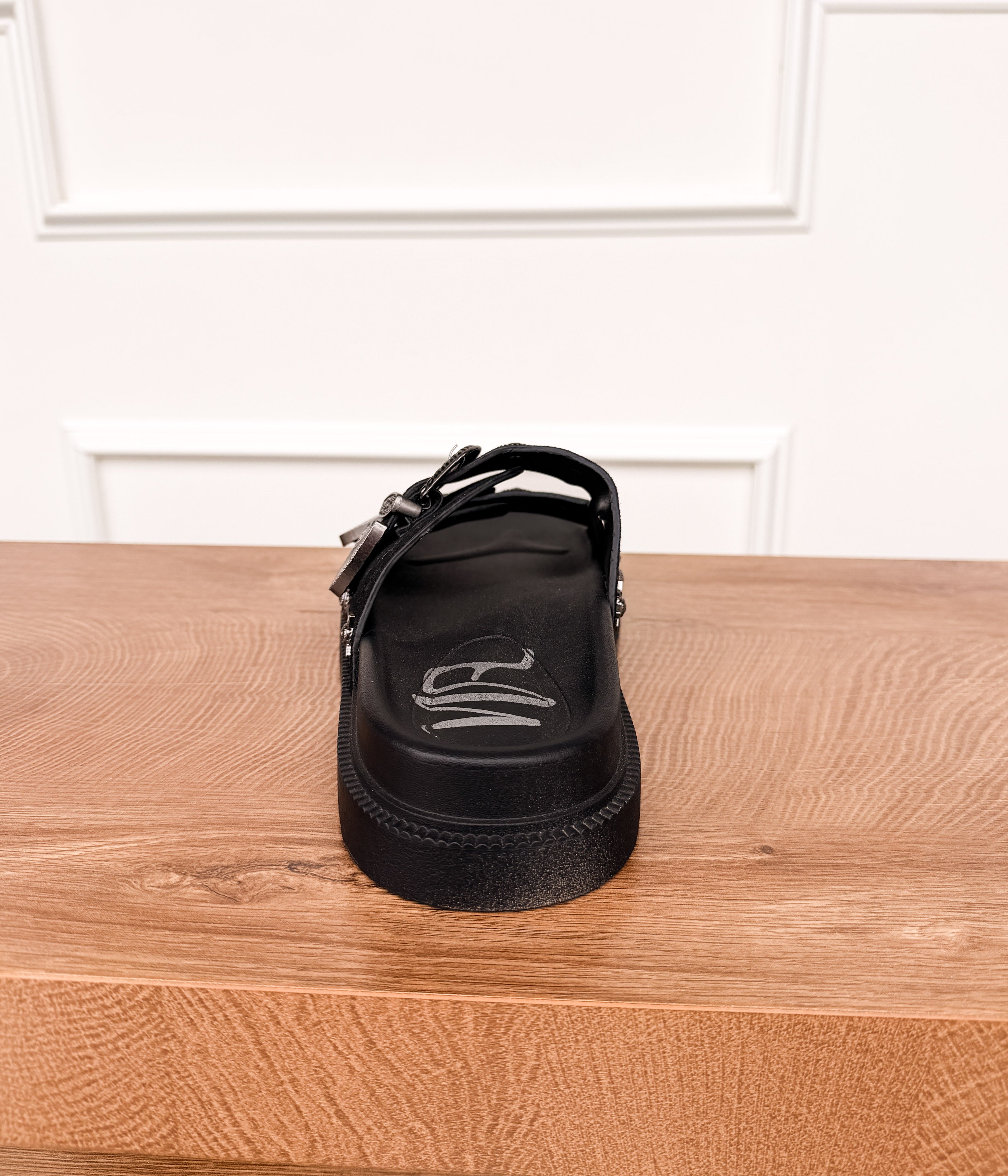 Isol Sandal in Black - Rural Haze