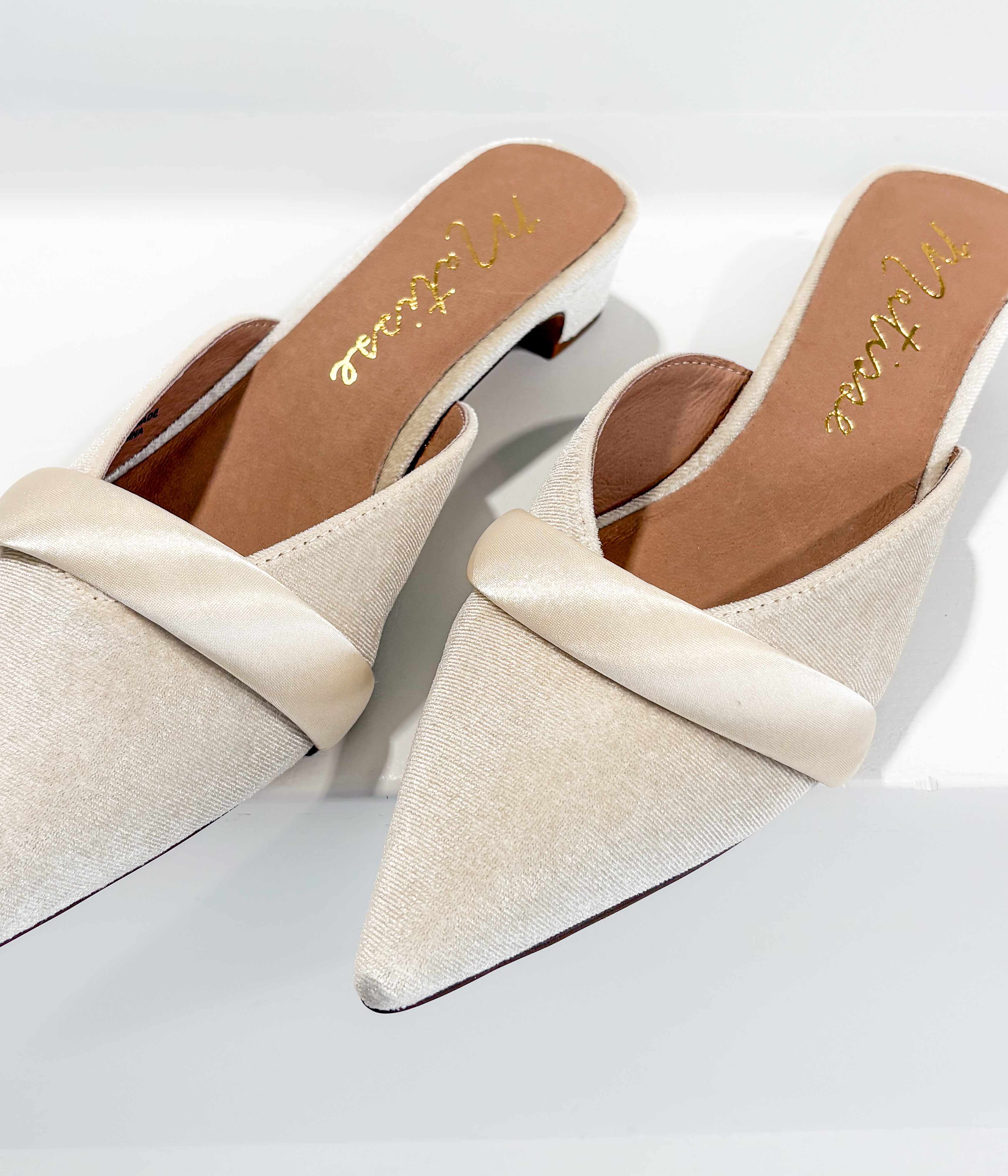 Kellan Heeled Mule in Ivory - Rural Haze